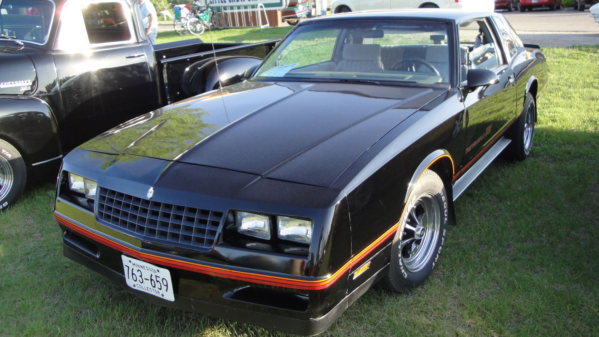 File:86 Chevrolet Monte Carlo SS.jpg