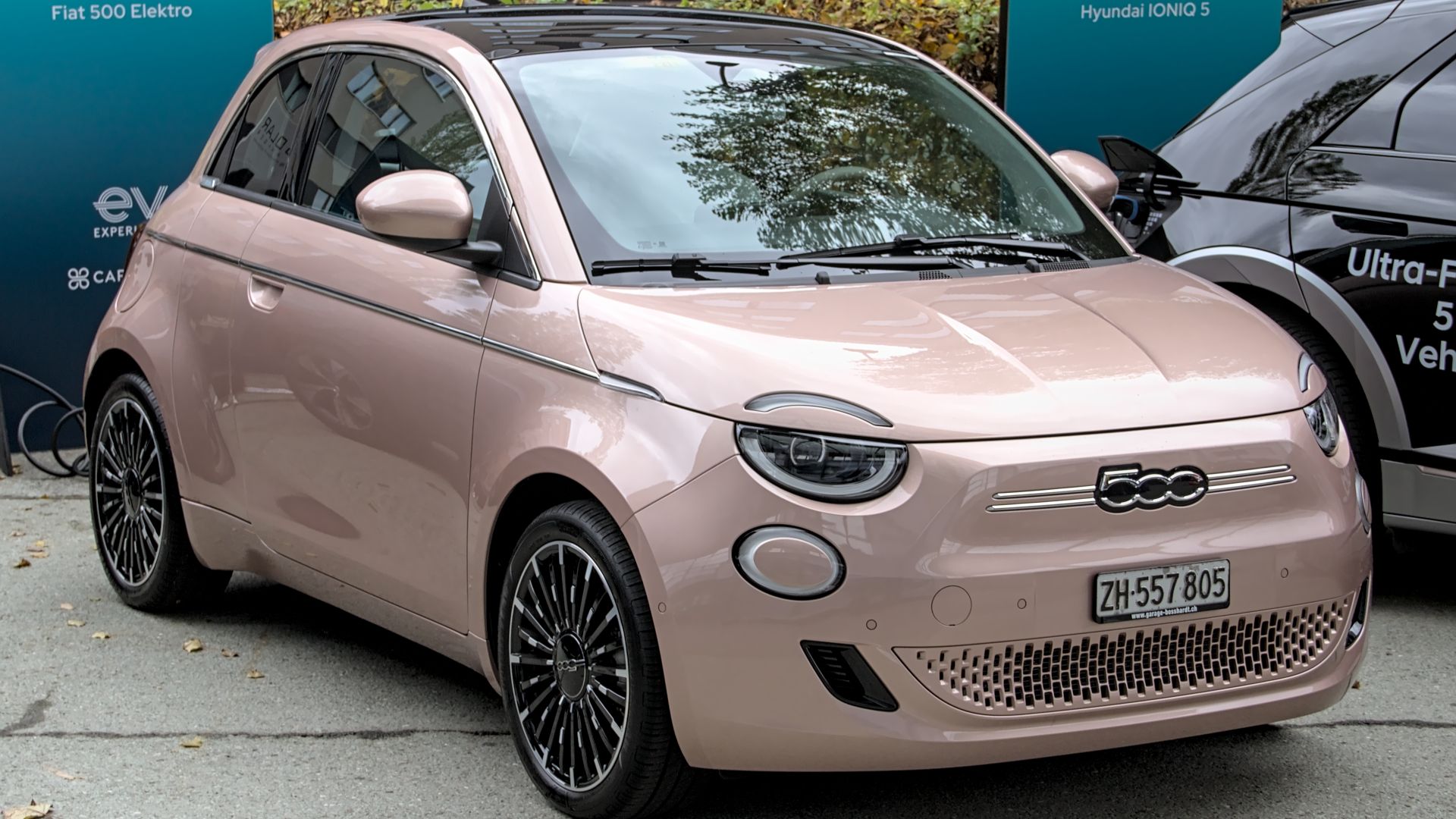 File:Fiat 500e (2020) Auto Zuerich 2021 IMG 0604.jpg