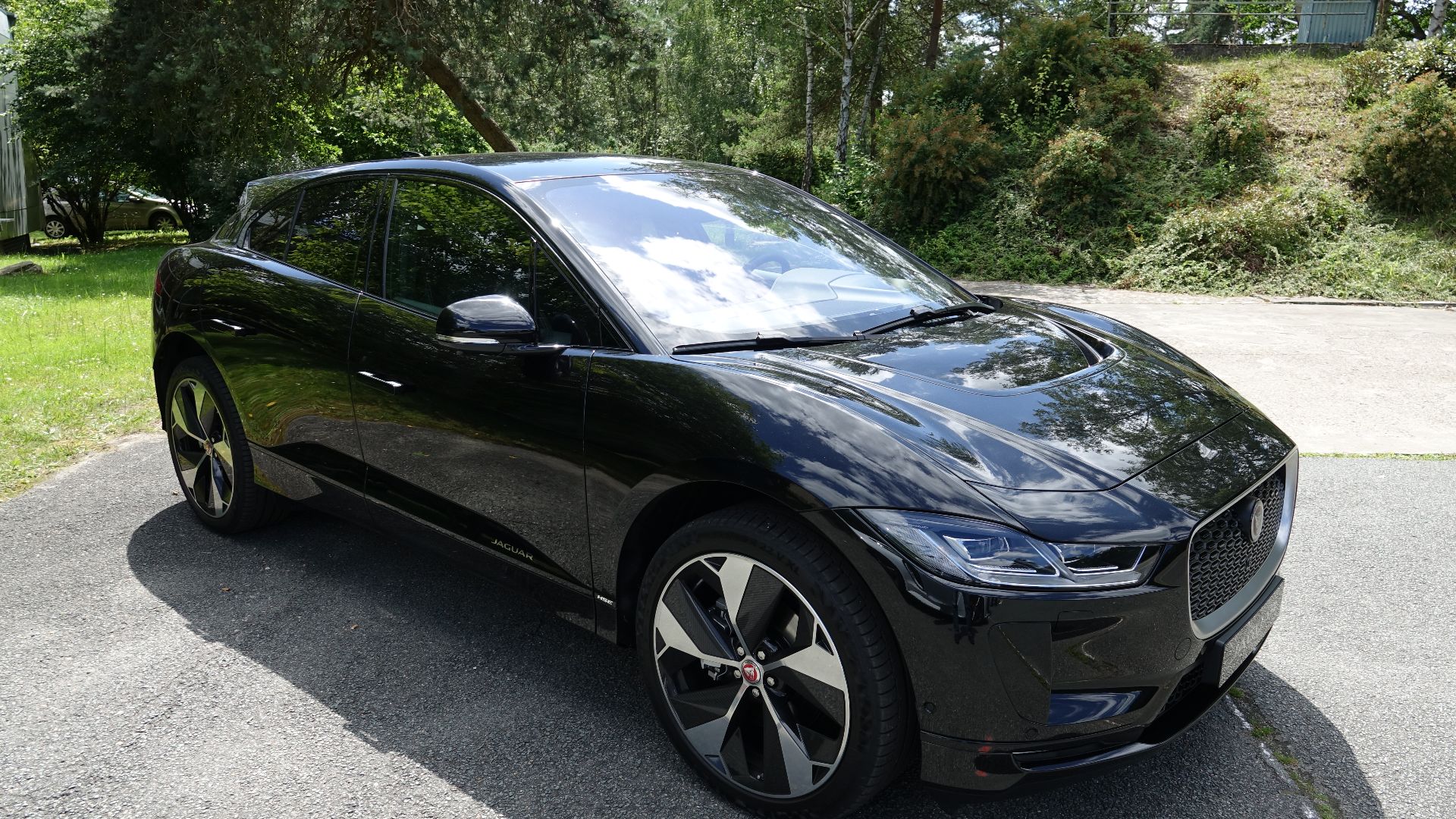 File:Jaguar I-Pace CERAM 01.jpg