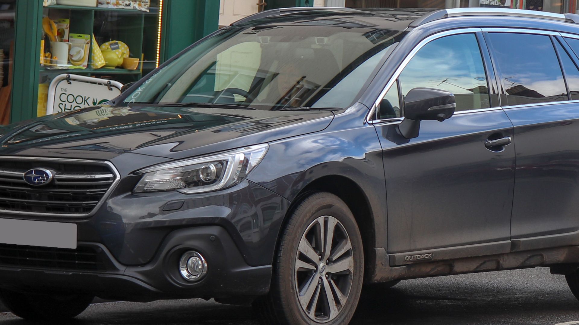 File:2018 Subaru Outback SE Premium Symmetrical CVT 2.5 Front.jpg