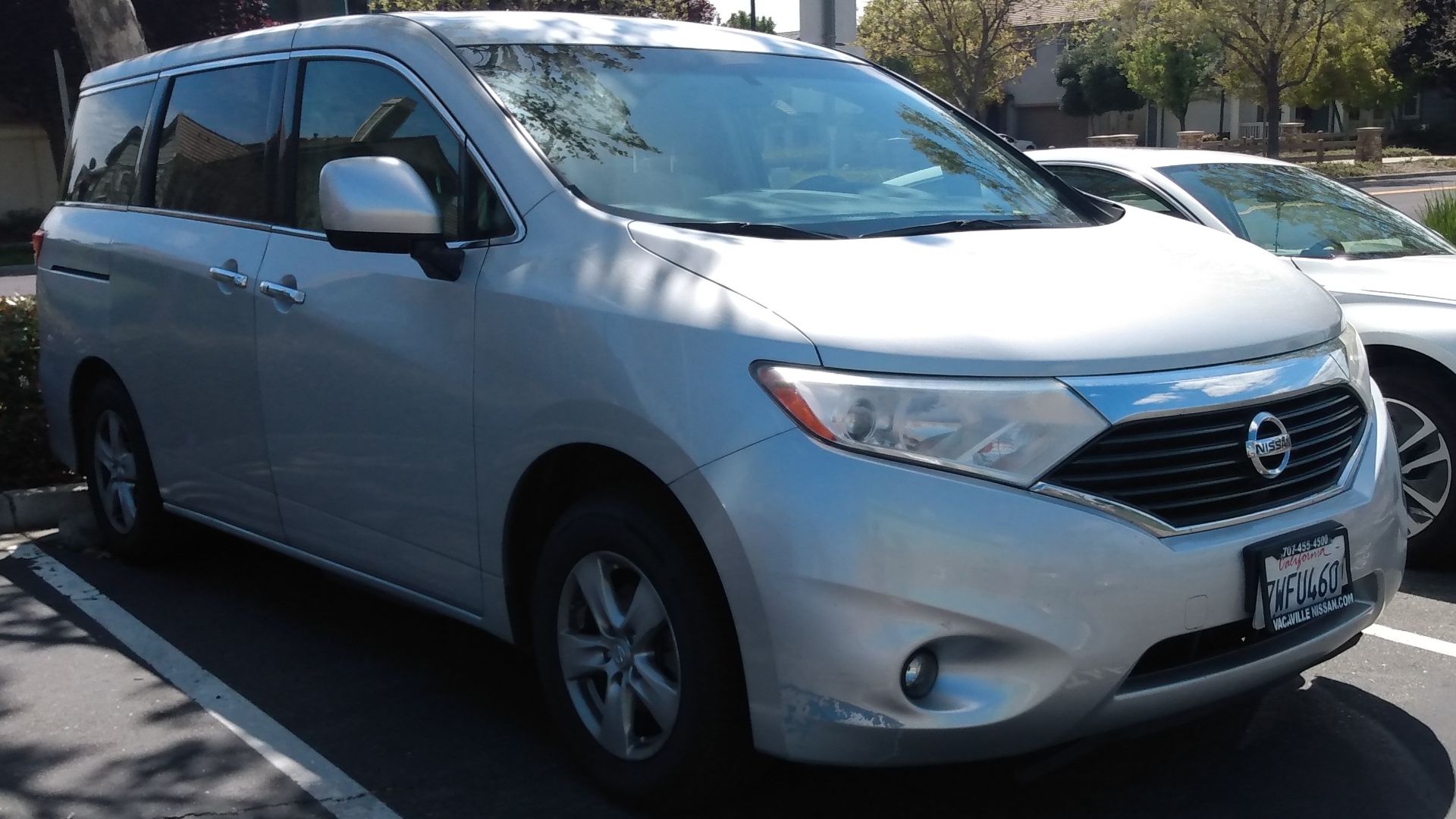 File:2016 Nissan Quest SV.jpg