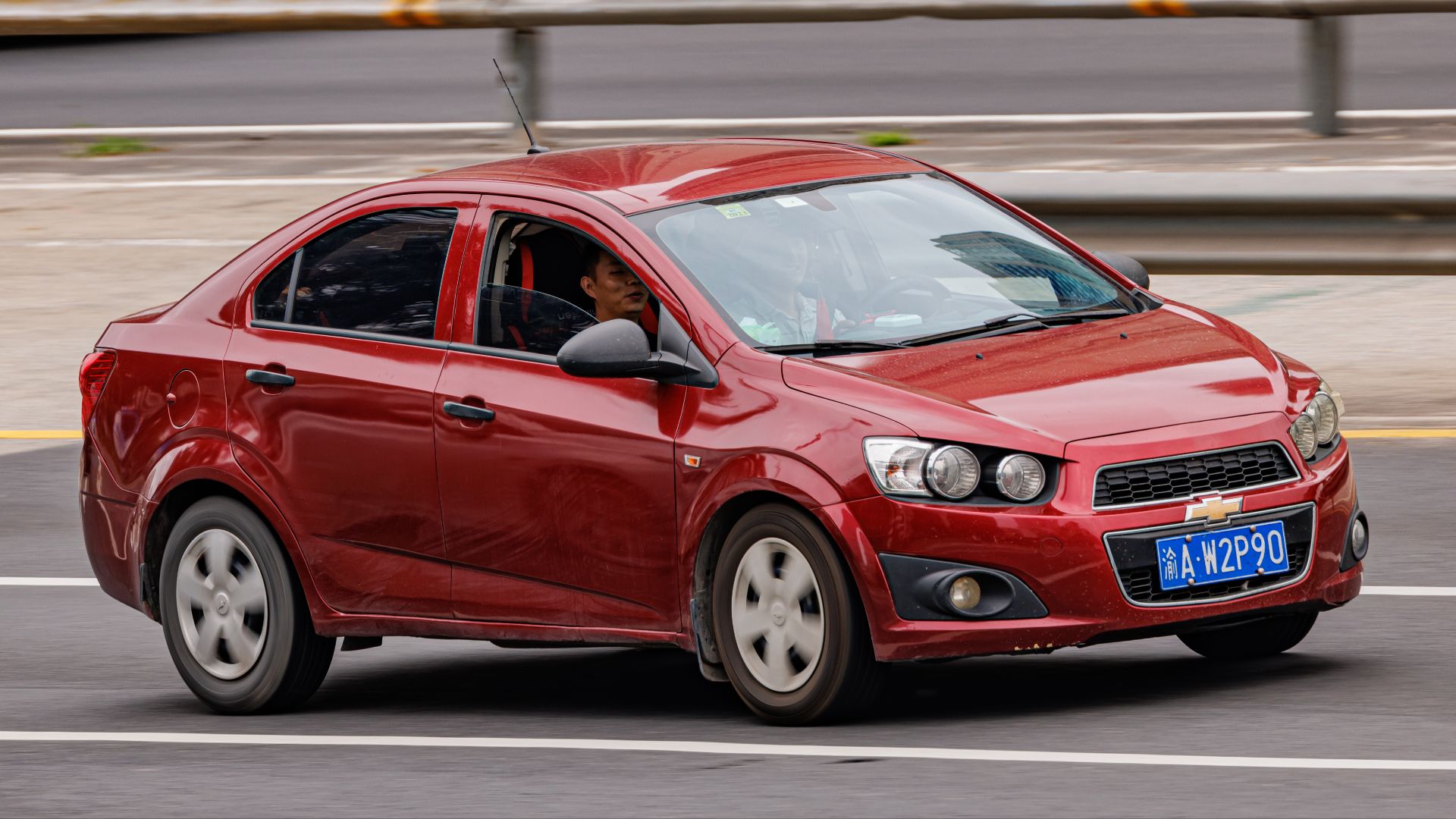 File:CHEVROLET AVEO SEDAN (T300).jpg