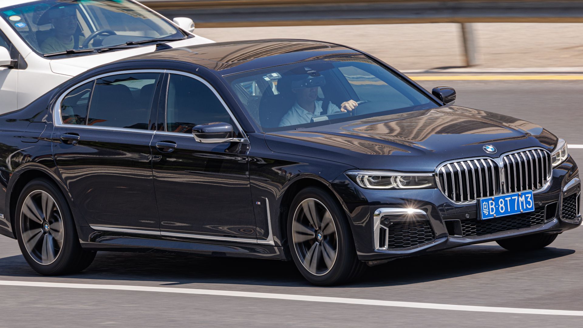 File:BMW 7 SERIES LWB (G11) China (22).jpg