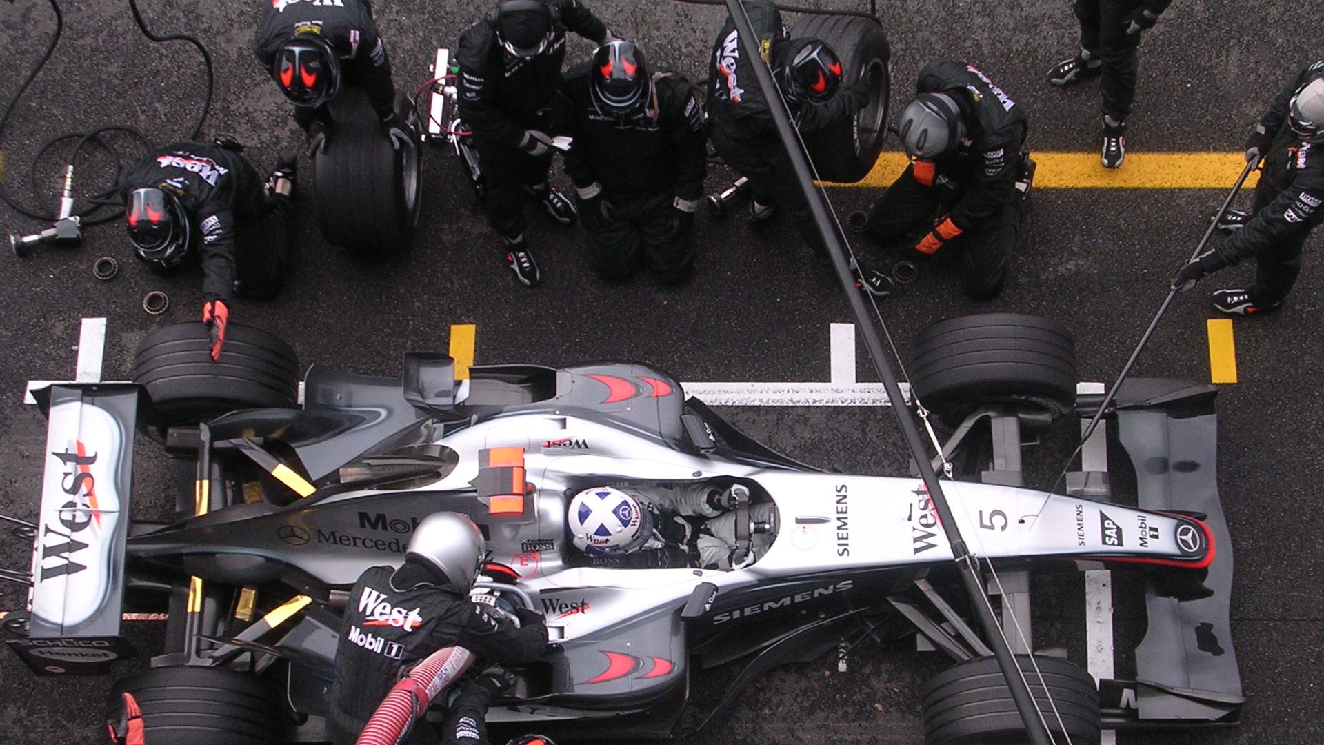 File:Fale F1 Monza 2004 77.jpg