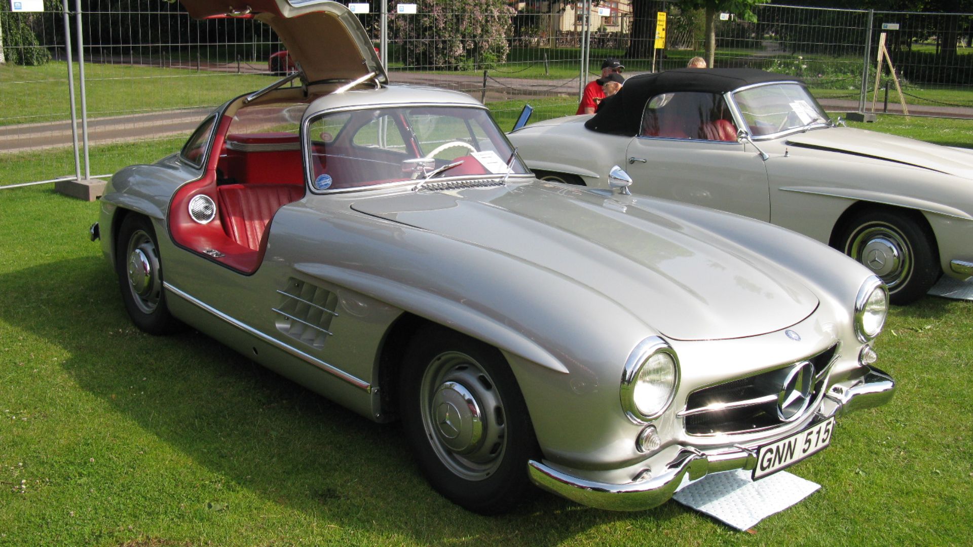 File:Mercedes.Benz 300 SL Gullwing (7475449370).jpg