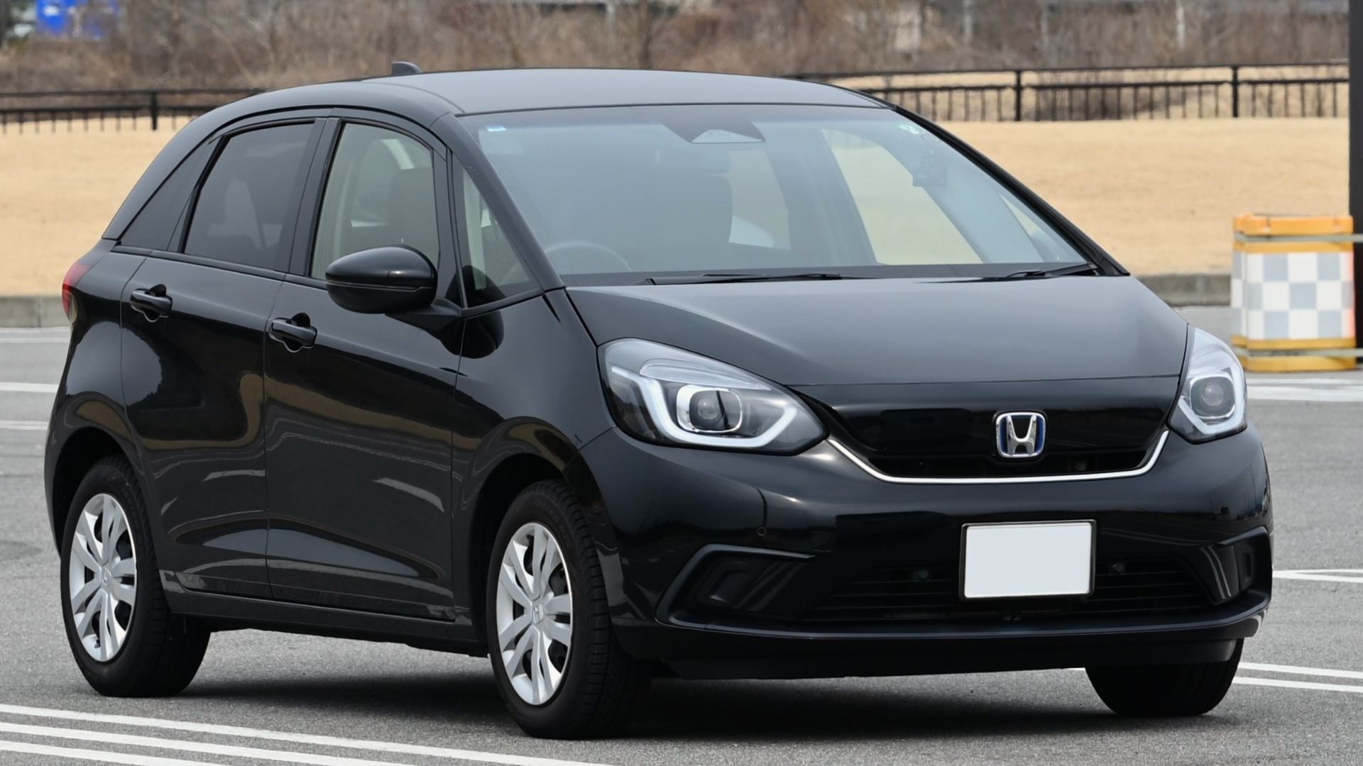 File:2020-2022 Honda Fit e-HEV Home.jpg