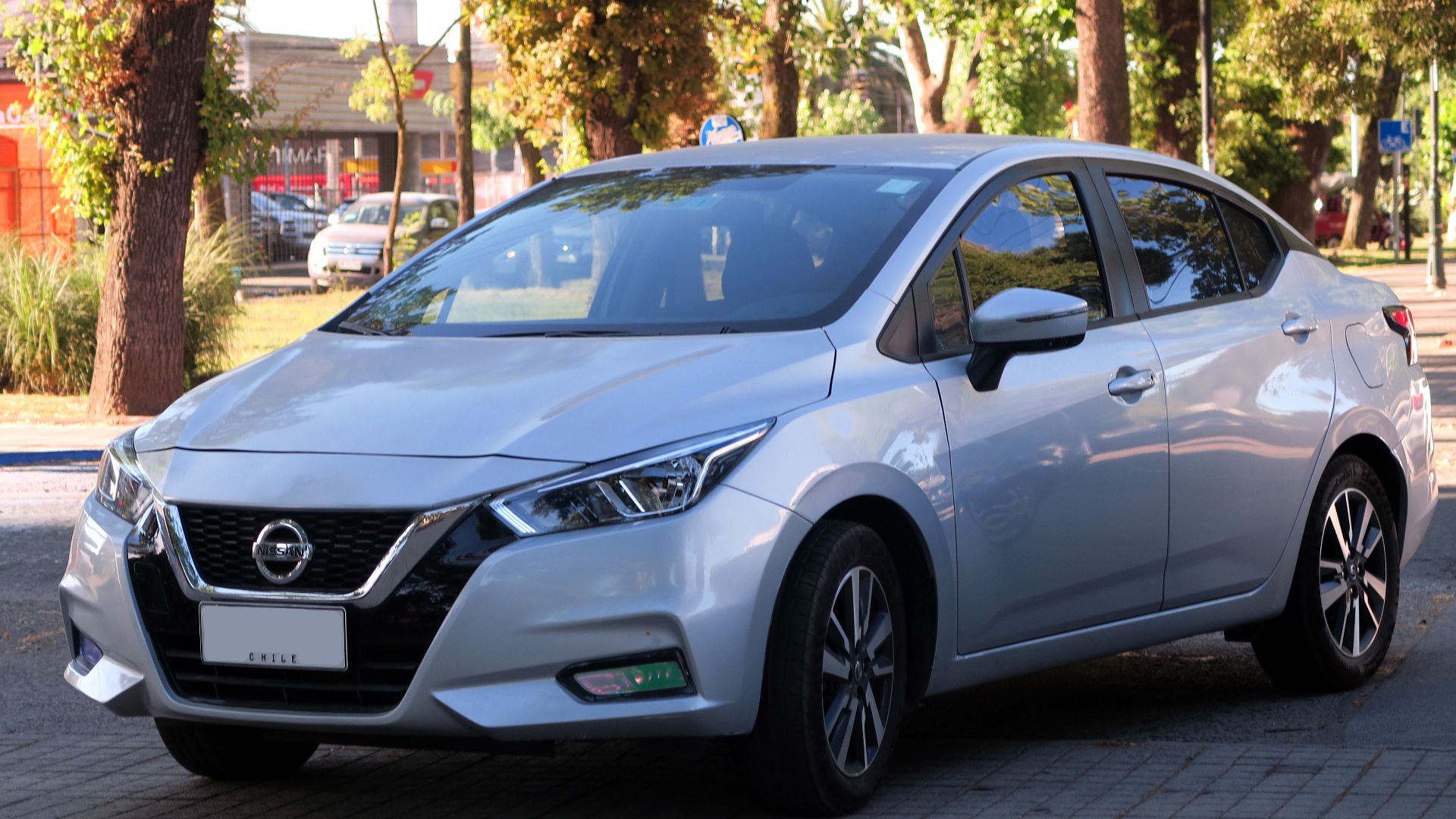 File:Nissan Versa 1.6 Advance 2021 (52646400001).jpg