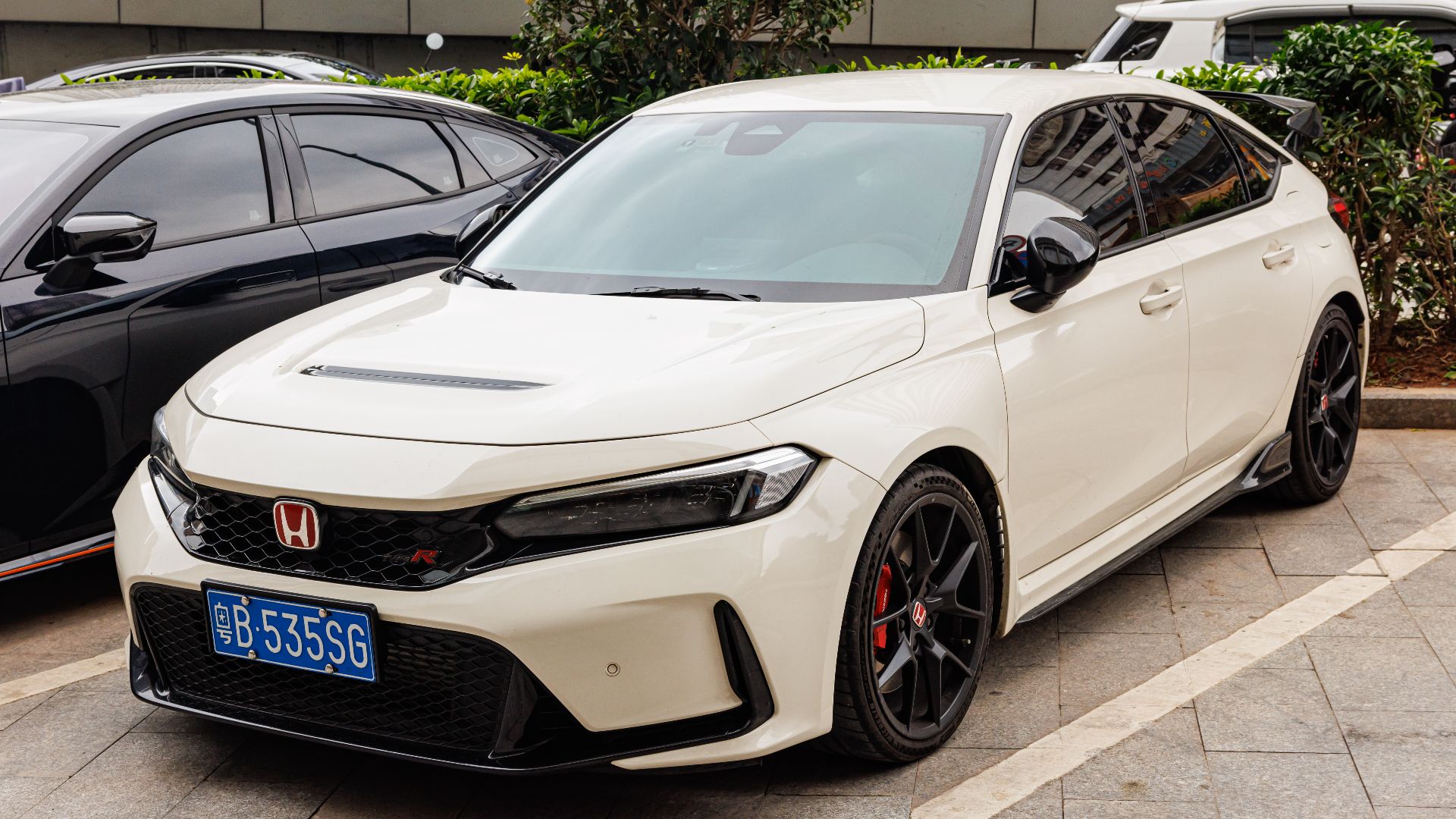 File:HONDA CIVIC TYPE R FL5 China.jpg
