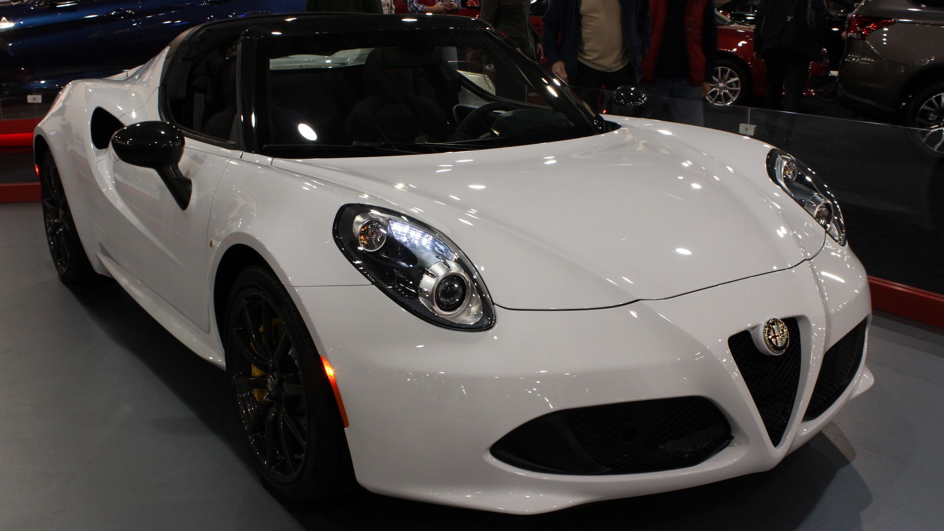 File:Alfa Romeo 4C Spyder (24508389960).jpg