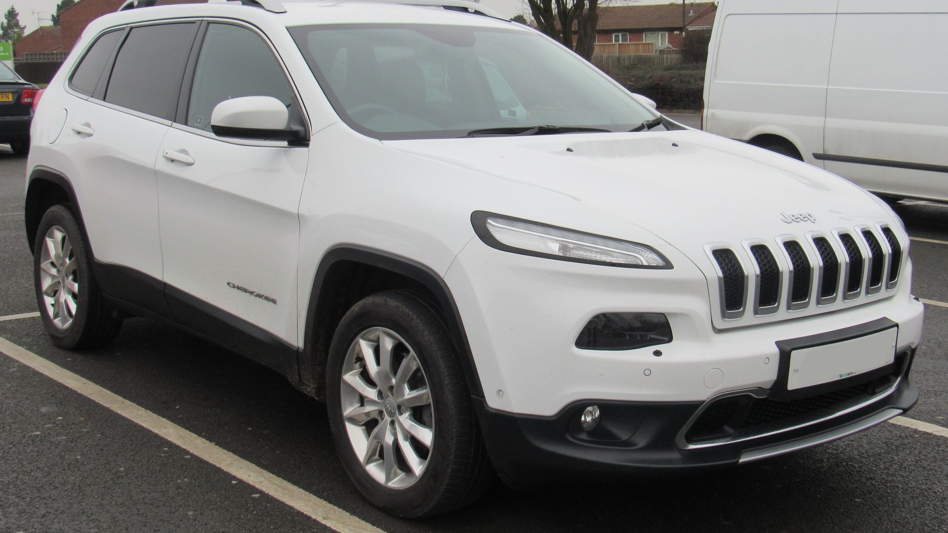 File:2016 Jeep Cherokee Limited Multjet II 2.2.jpg