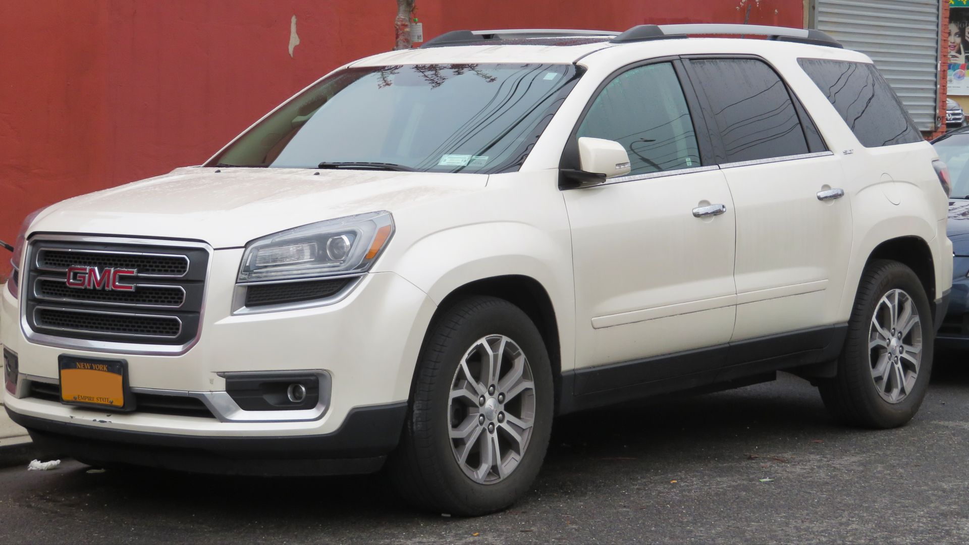 File:2013 GMC Acadia front 4.27.18.jpg