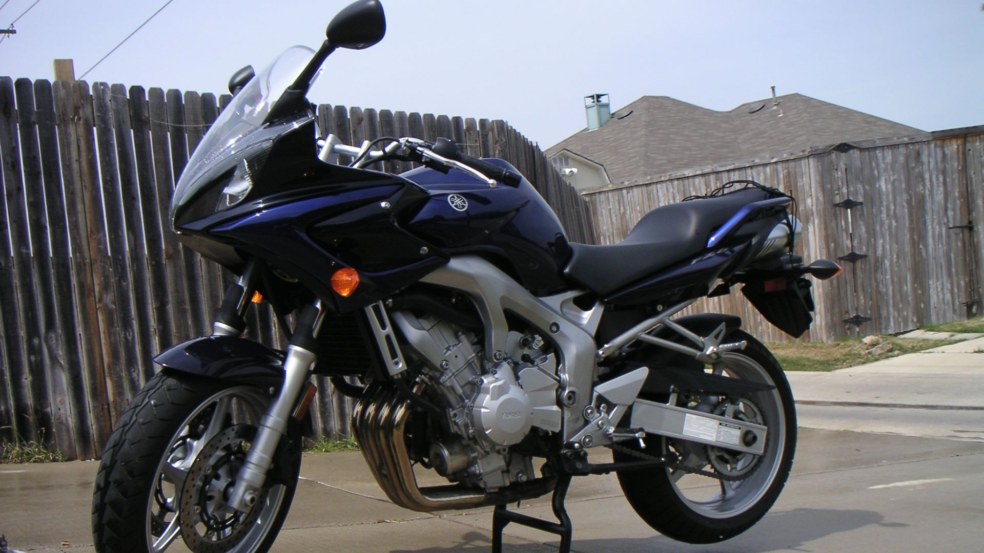 File:Yamaha Fz 6 2004.jpg