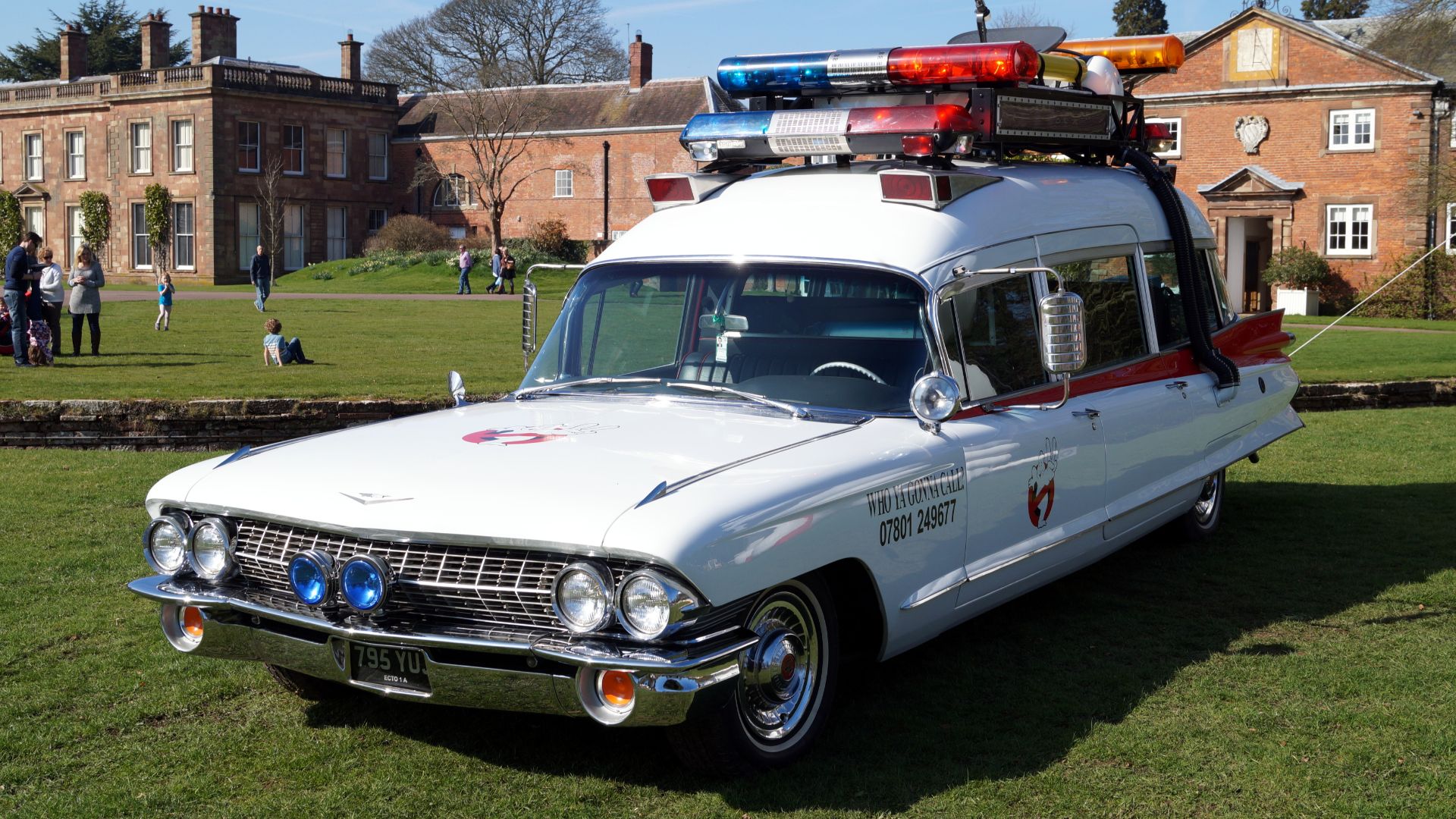 File:Ghostbusters Ectomobile - Cadillac Miller-Meteor (17176308967).jpg