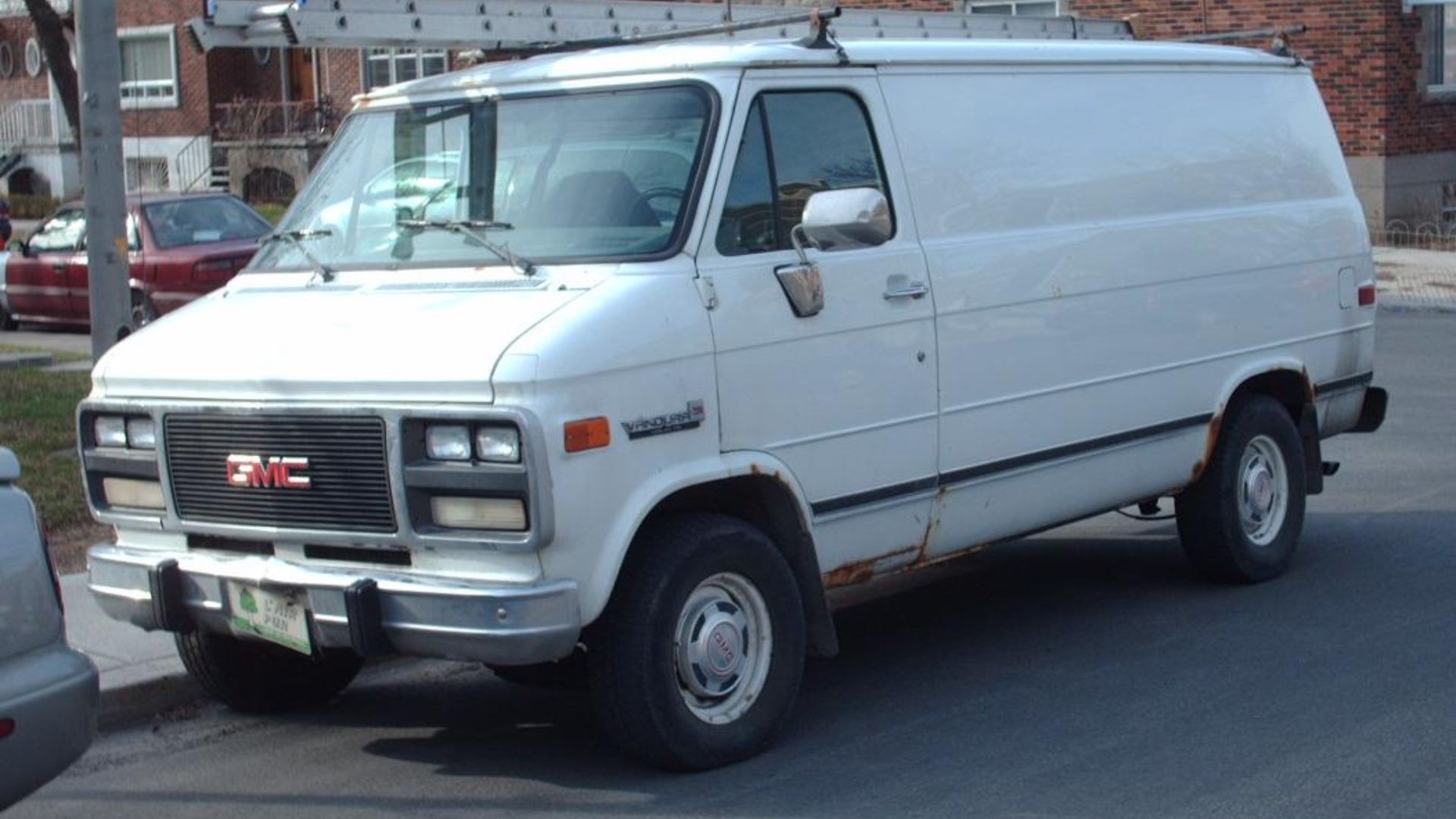 File:'91-'96 GMC Vandura.jpg