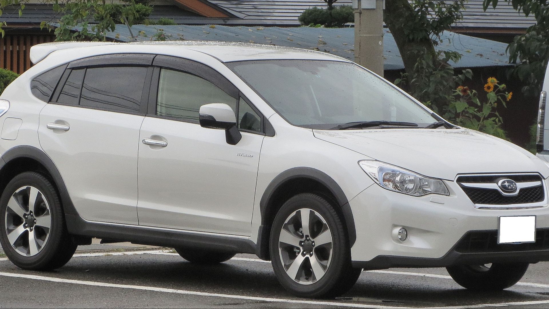File:Subaru XV HYBRID 2.0i-L EyeSight w.JPG