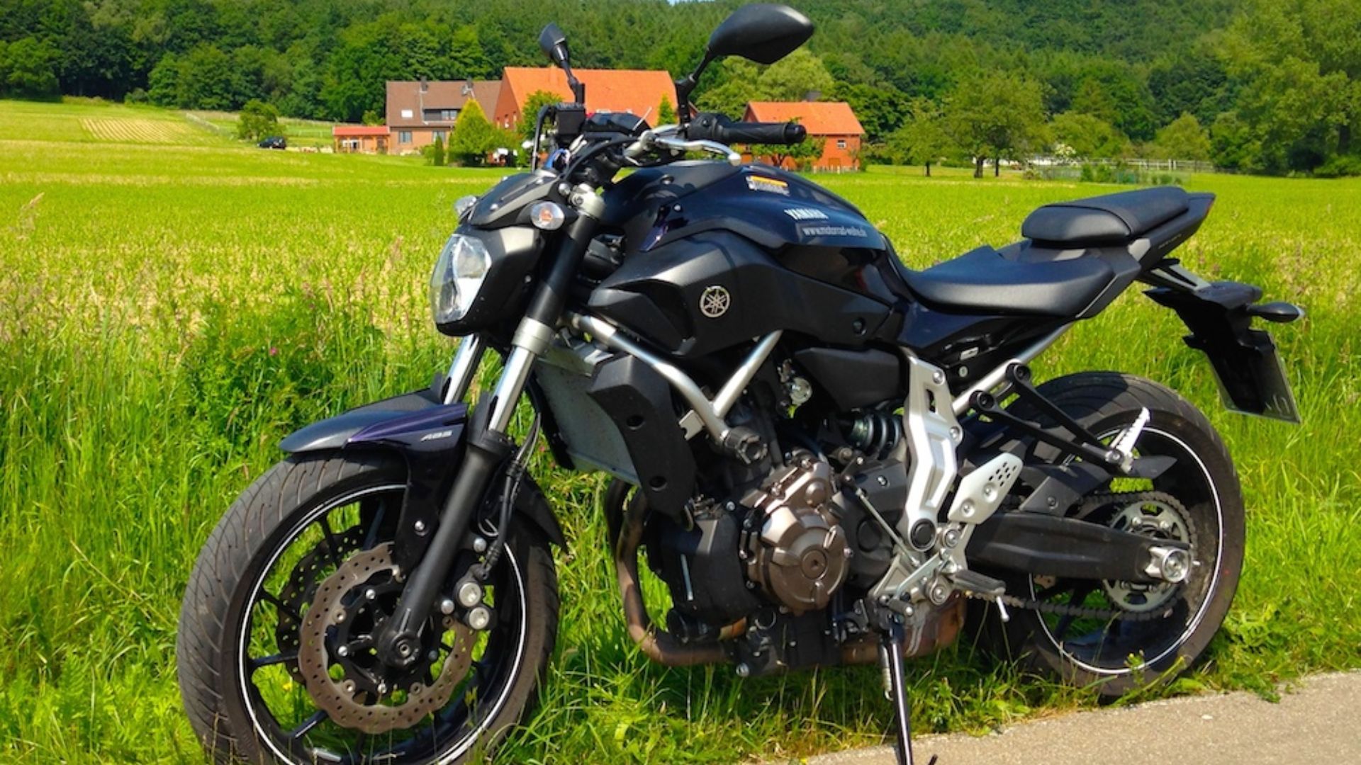 File:Yamaha MT-07.jpg