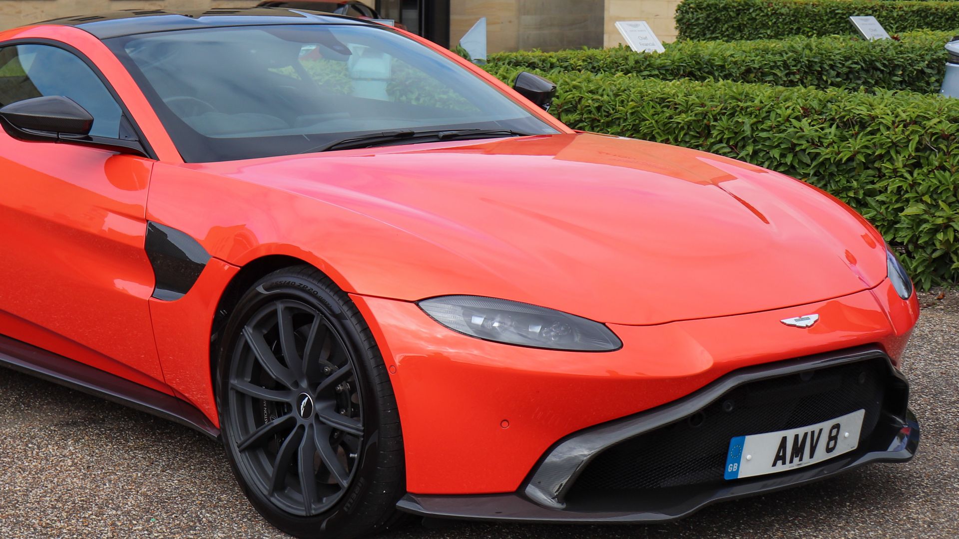 File:2019 Aston Martin Vantage V8 Automatic 4.0 (1).jpg