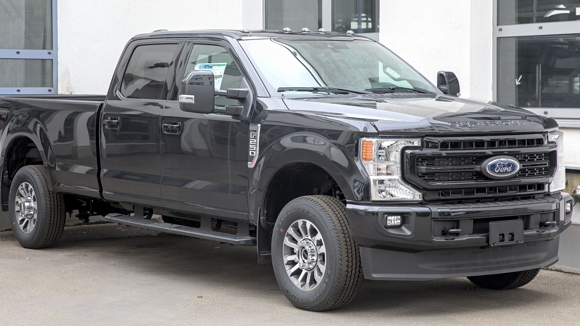 File:Ford F-250 Super Duty (P558) 1X7A7058.jpg