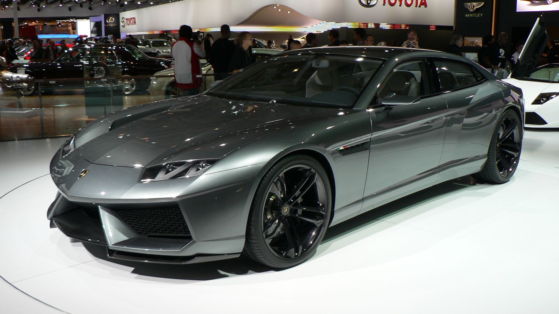 File:Lamborghini Estoque 2.JPG