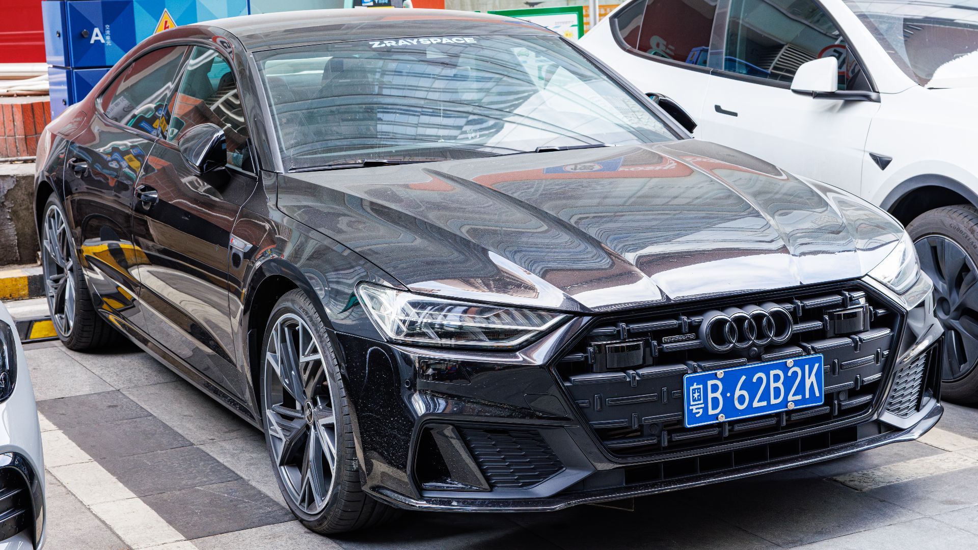 File:AUDI A7L China (8).jpg