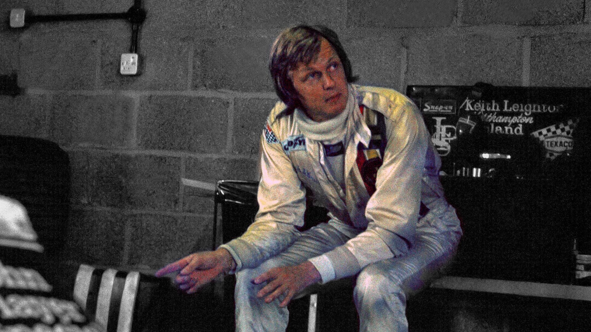 File:Ronnie Peterson Pits 40081.jpg