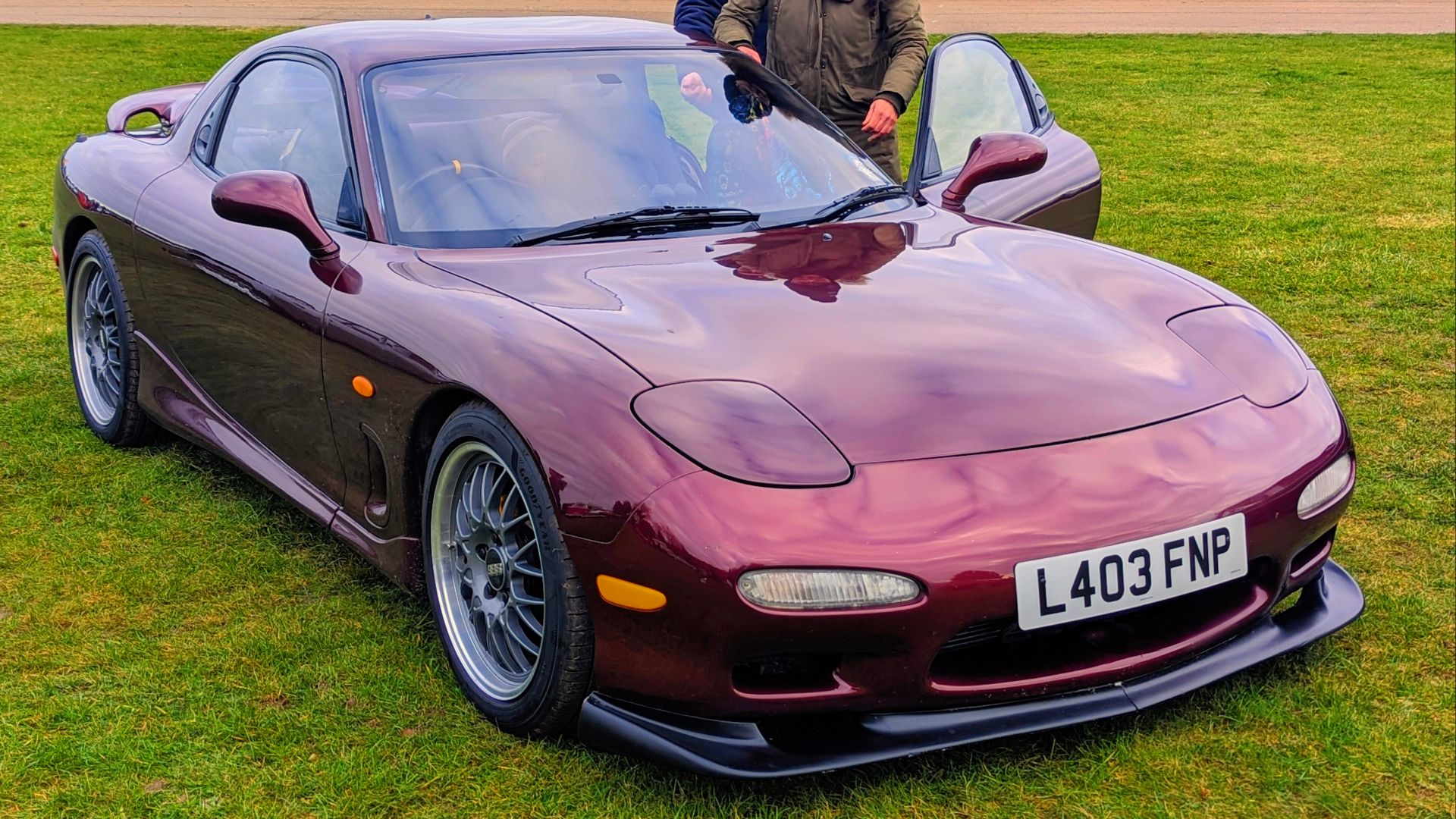 File:1993 Mazda RX-7 1.jpg