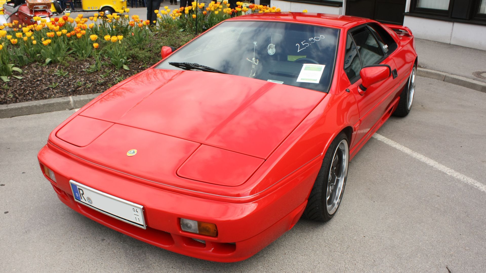 File:Lotus Esprit Front.jpg