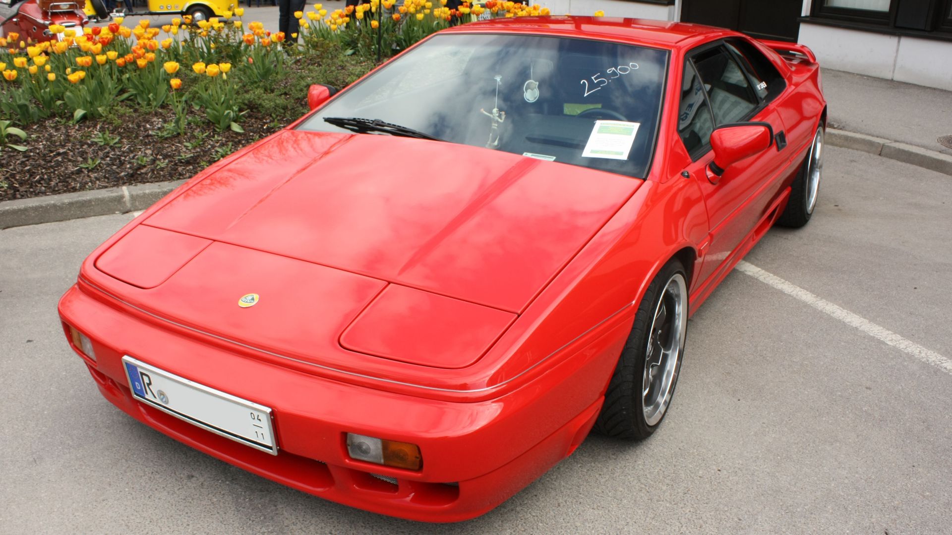 File:Lotus Esprit Front.jpg