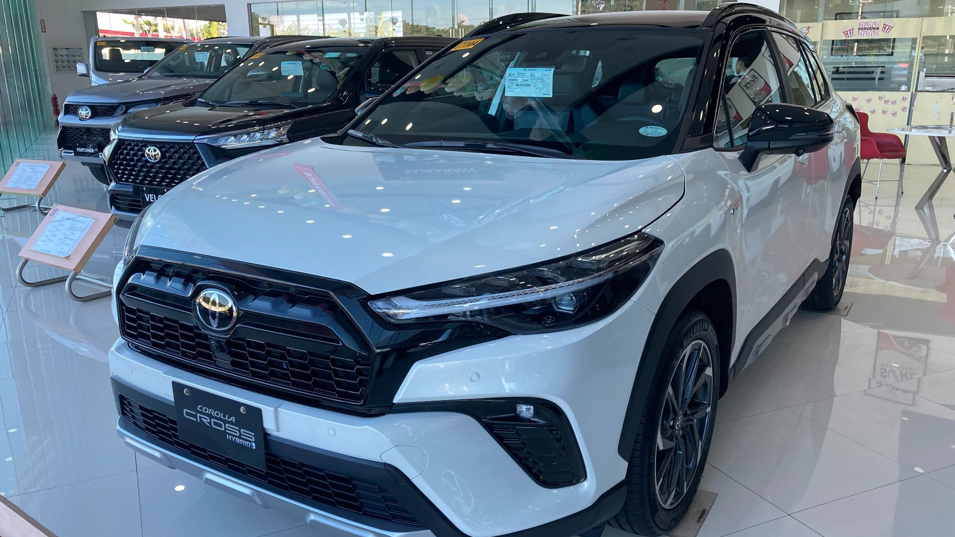 File:Toyota Corolla Cross 1.8 GR Sport Hybrid 2025 (3).jpg