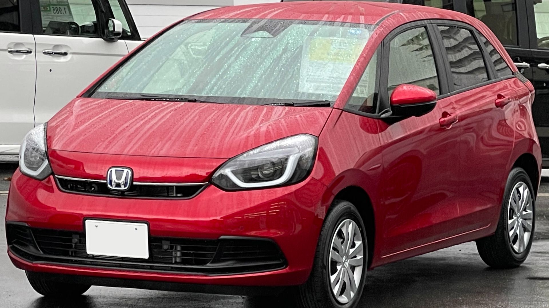 File:Honda FIT e-HEV HOME (6AA-GR3).jpg