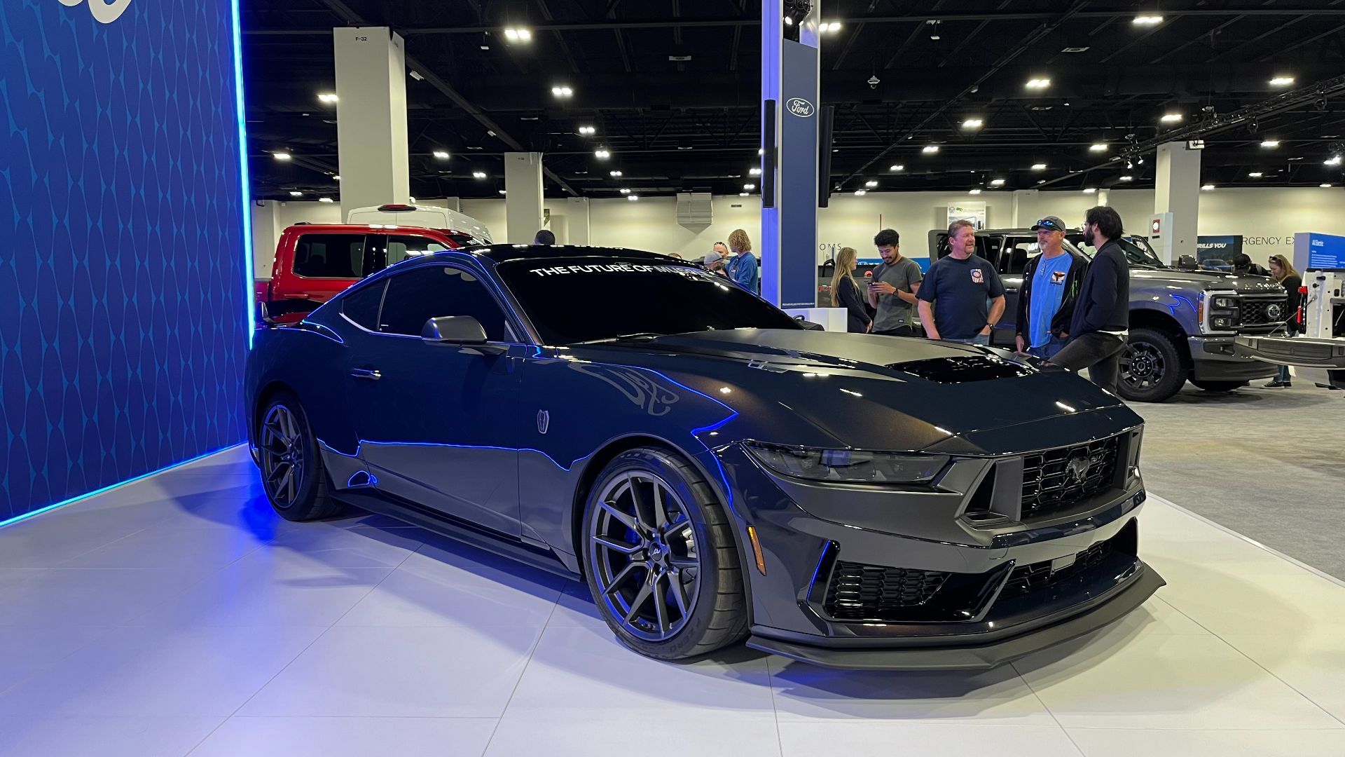 File:2023 Denver Auto Show Ford Mustang Dark Horse front right quarter.jpg