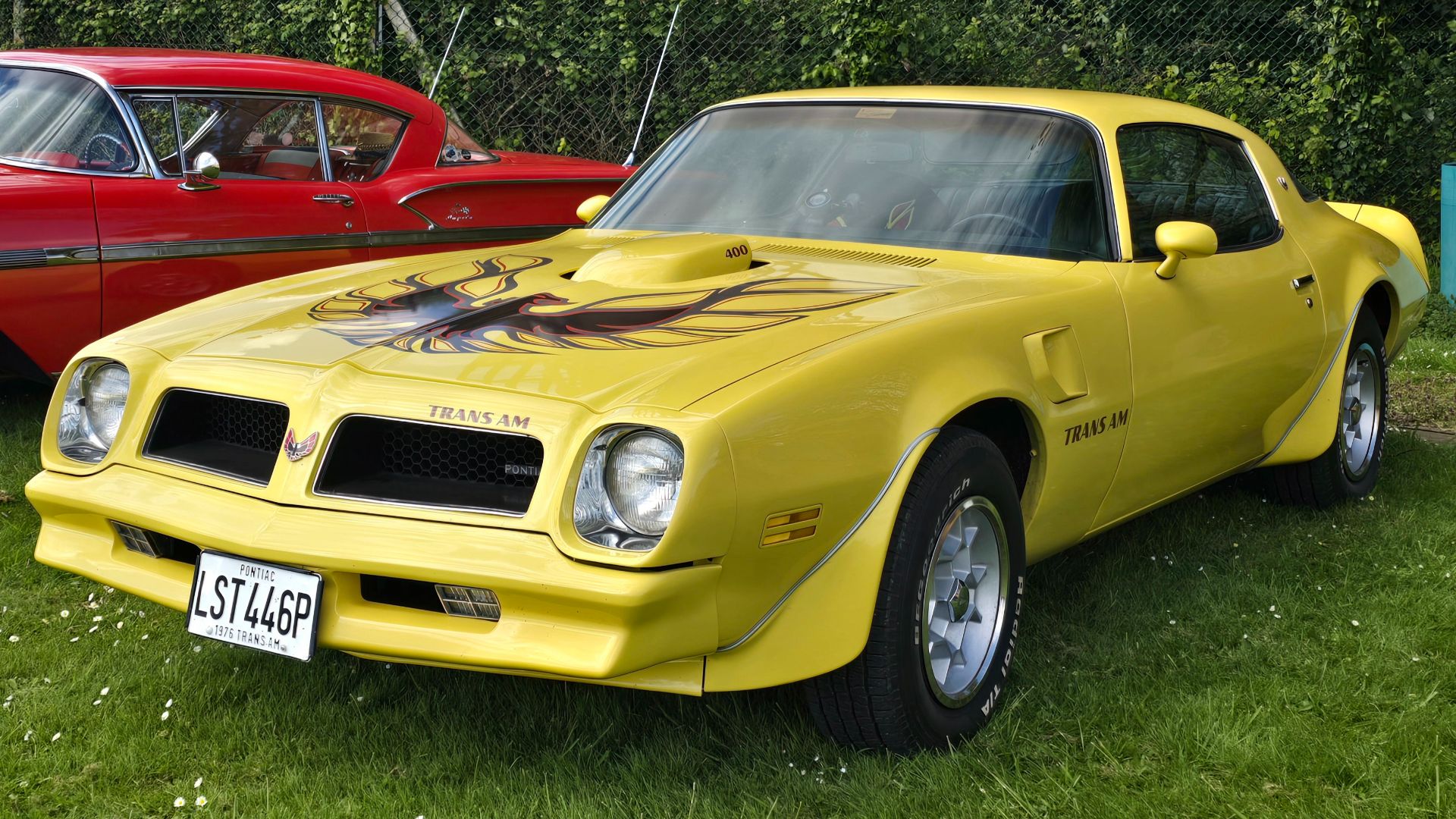 File:1976 Pontiac Firebird Trans Am 6.5L V8.jpg