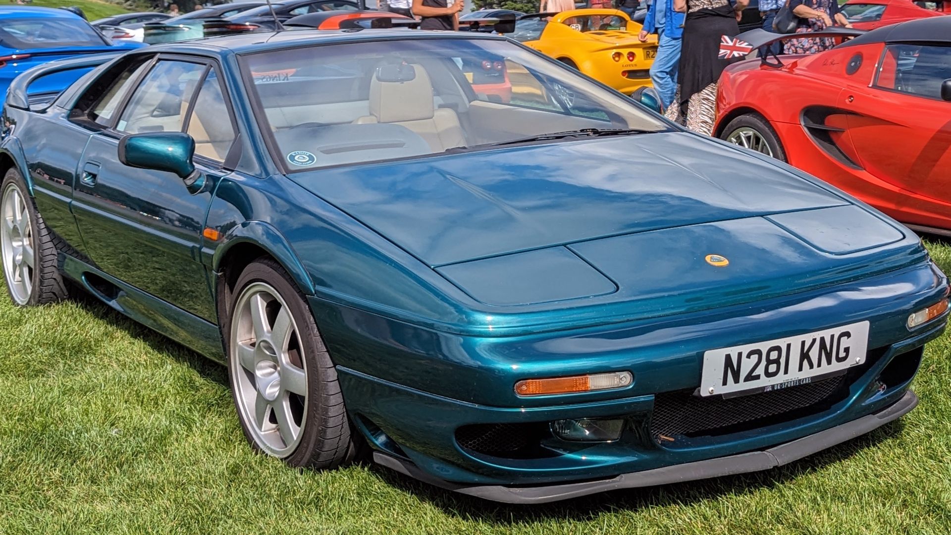 File:1996 Lotus Esprit V8 Turbo 1.jpg