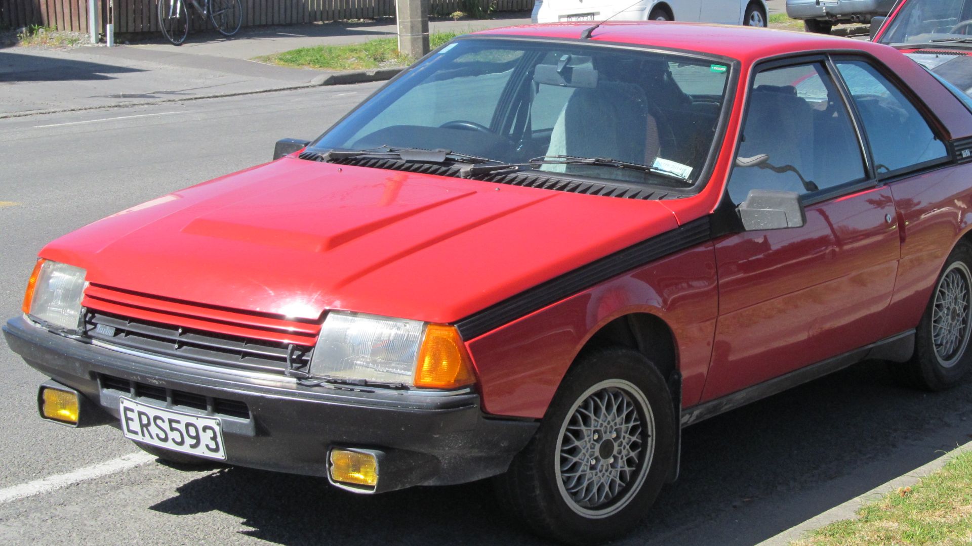 File:1985 Renault Fuego (15248575858).jpg