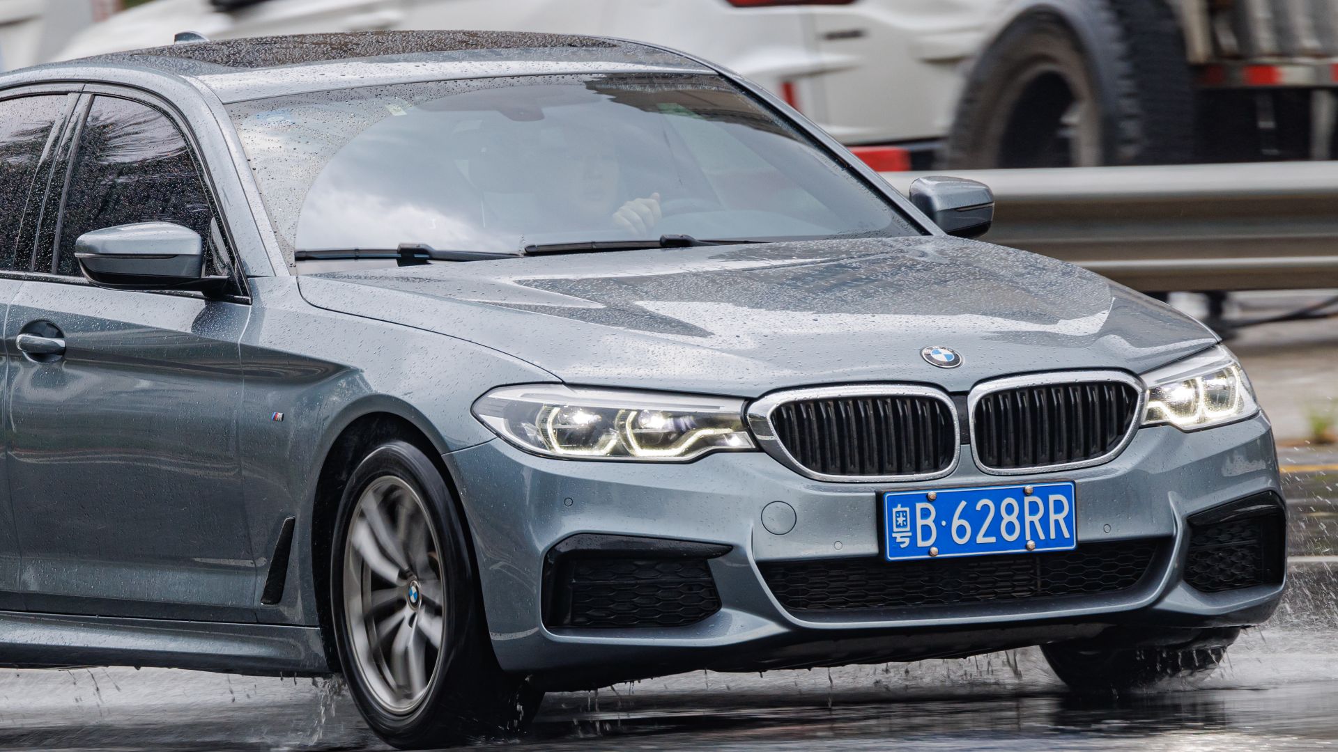 File:BMW 5 SERIES LWB SEDAN (BMW G38) China (50).jpg