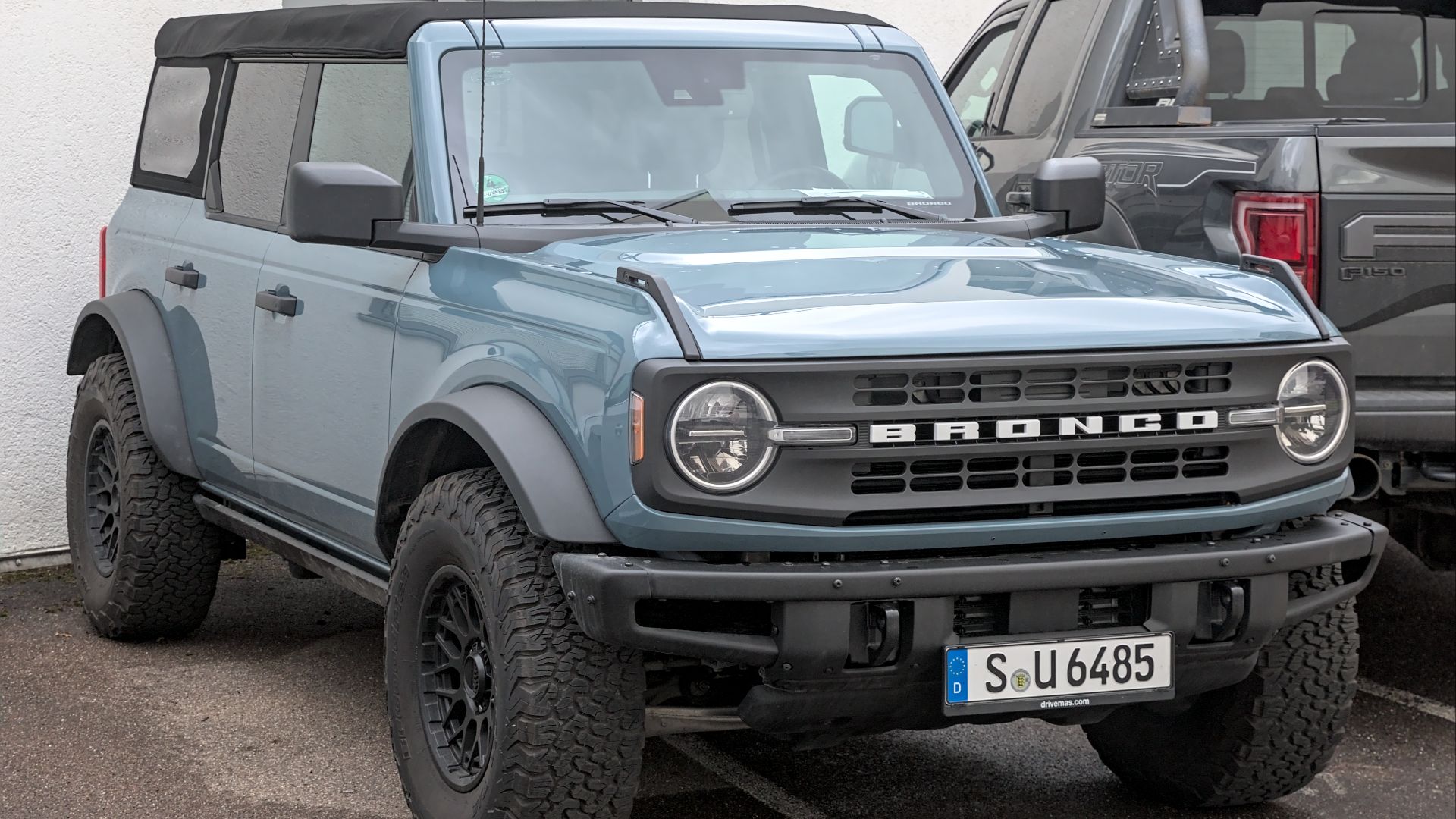 File:Ford Bronco (6th generation) 1X7A6831.jpg