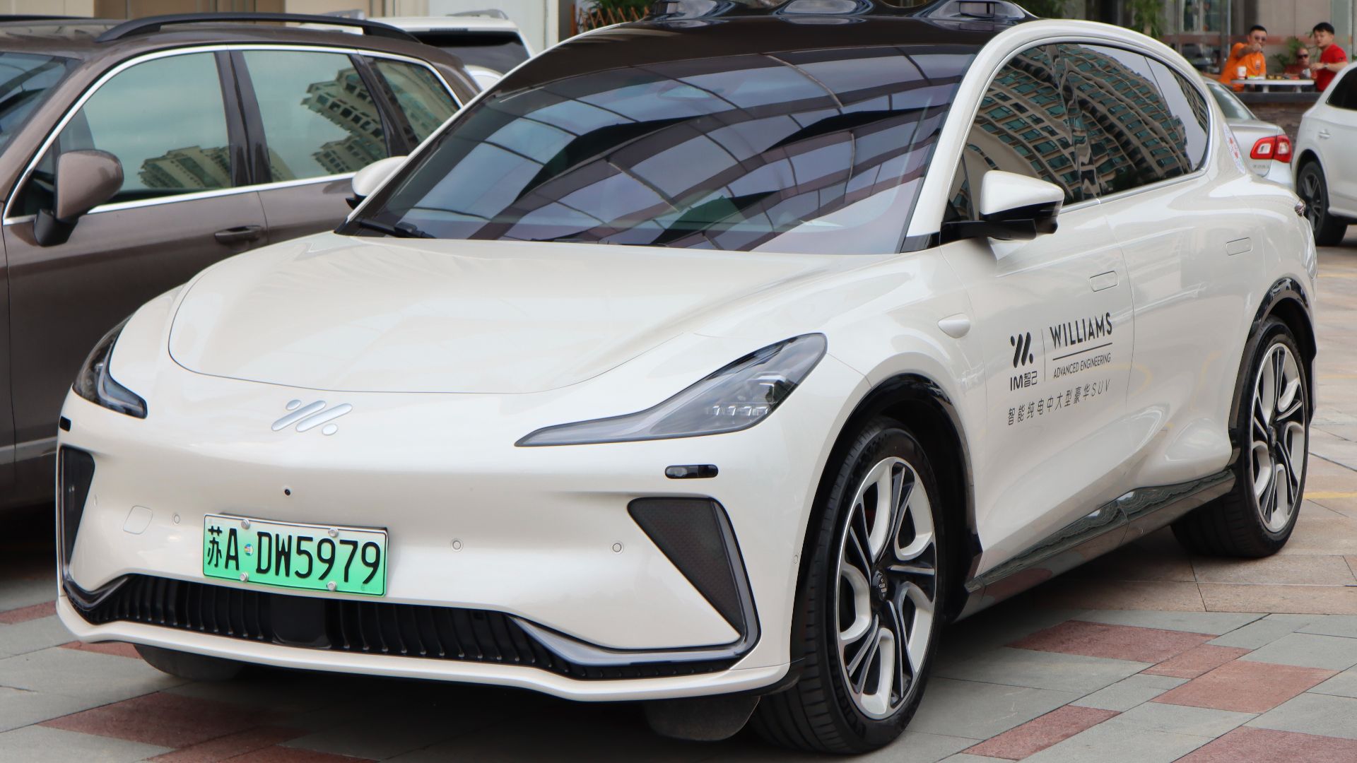 File:2021 IM LS7.jpg