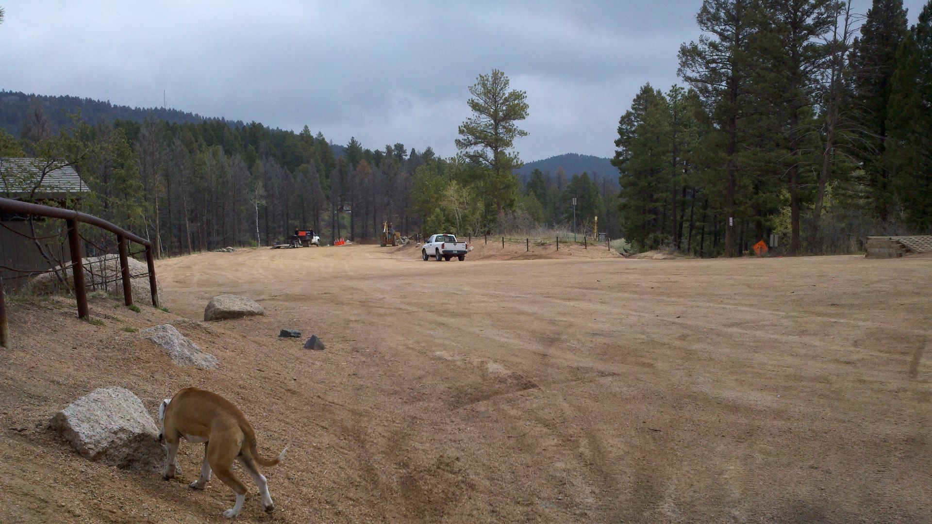 File:Rampart Range Staging Area - panoramio.jpg