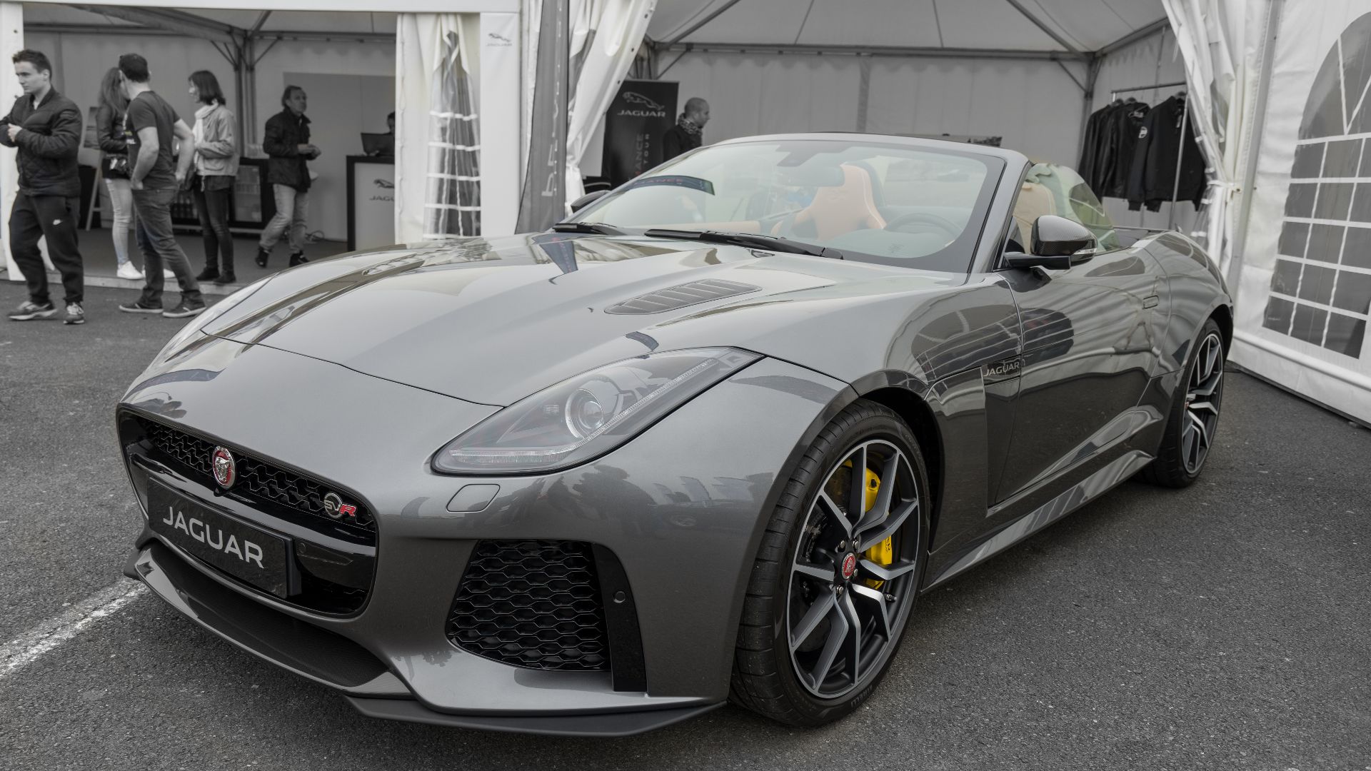 File:Jaguar F-Type SVR 2016 (32573090675).jpg