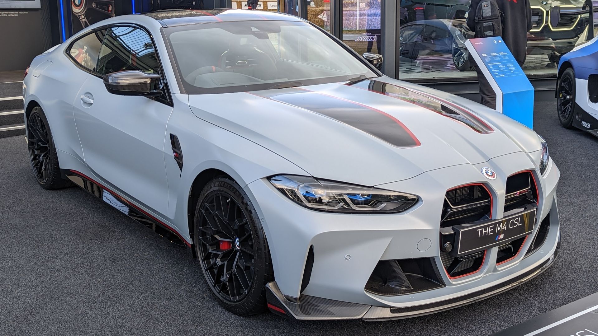 File:2022 BMW M4 CSL (19043).jpg