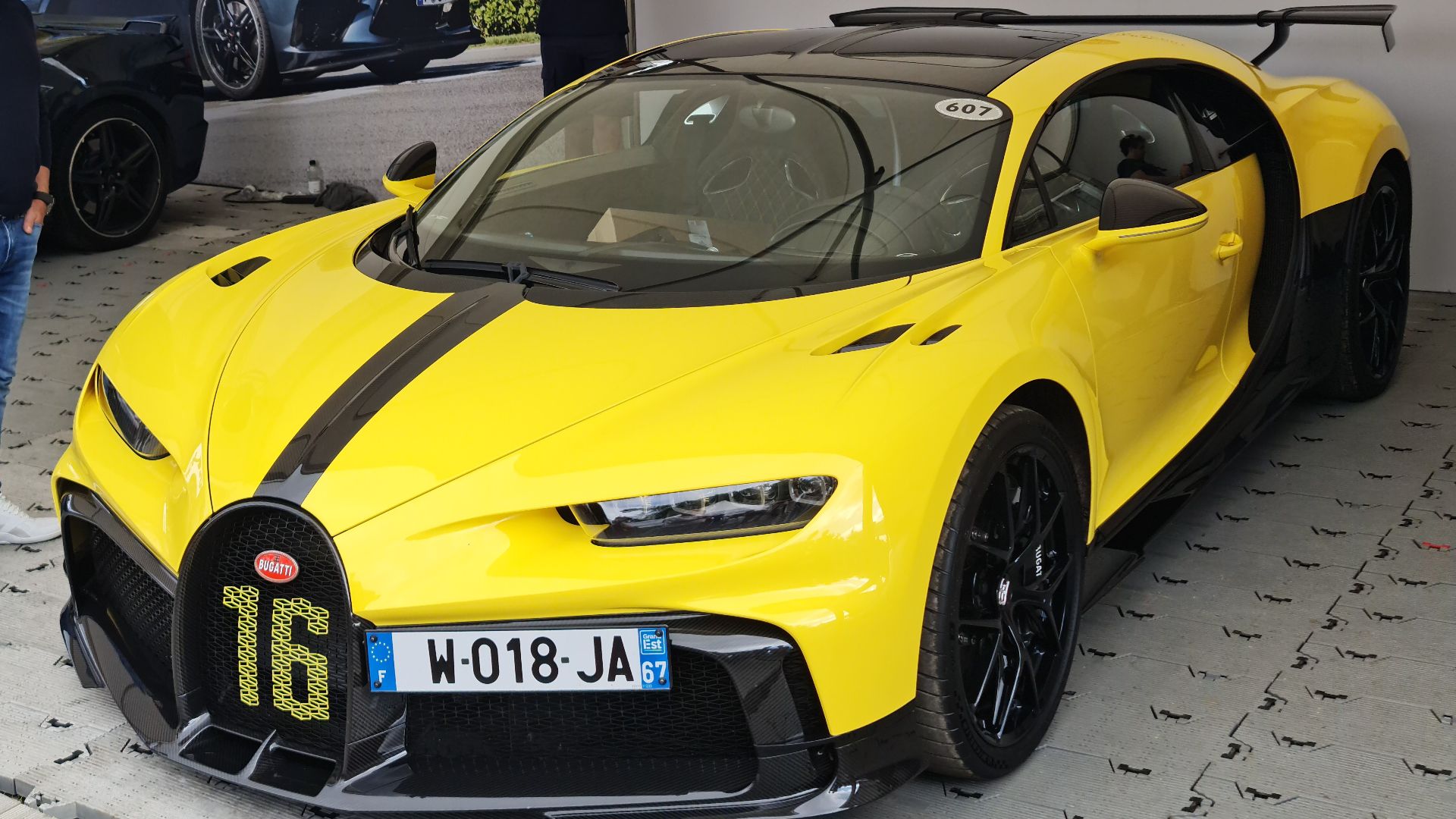 File:Bugatti Chiron Pur Sport.jpg