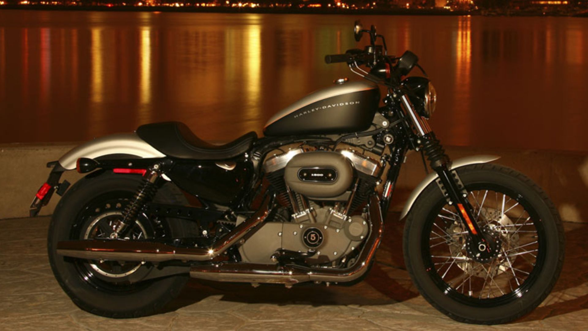 File:HarleyDavidson XL 1200N Sportster 1200 Nightster 2008.jpg
