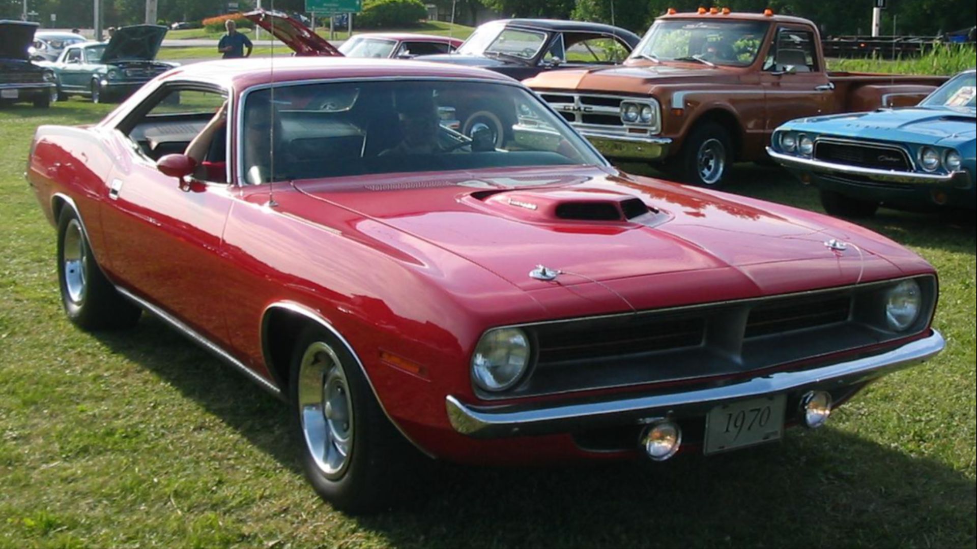 File:'70 Plymouth Barracuda ('11 Auto classique VAQ Mont St-Hilaire).JPG