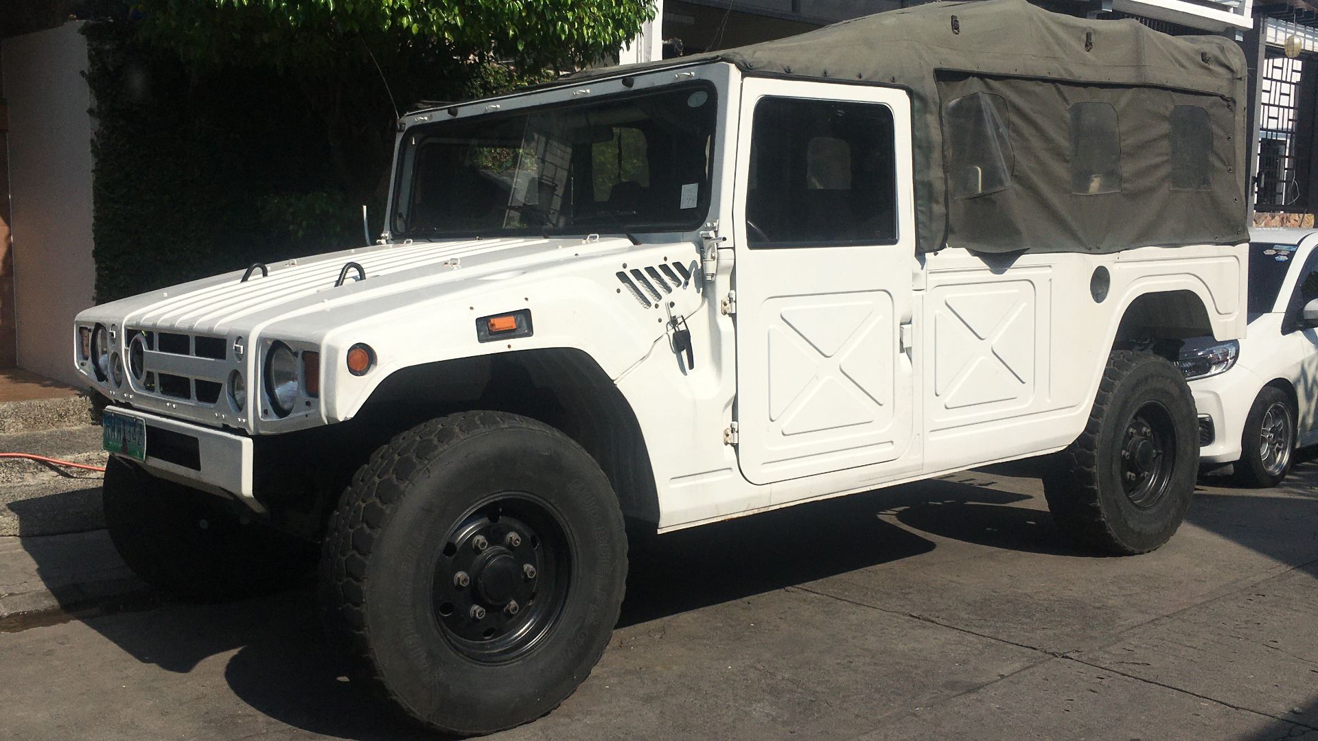 File:Toyota Mega Cruiser BXD10 in the Philippines.jpg