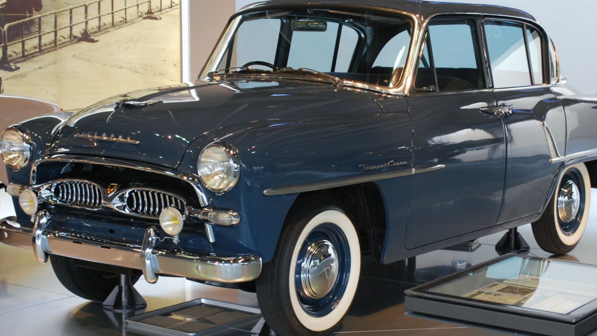 File:1955 Toyopet Crown 03.jpg