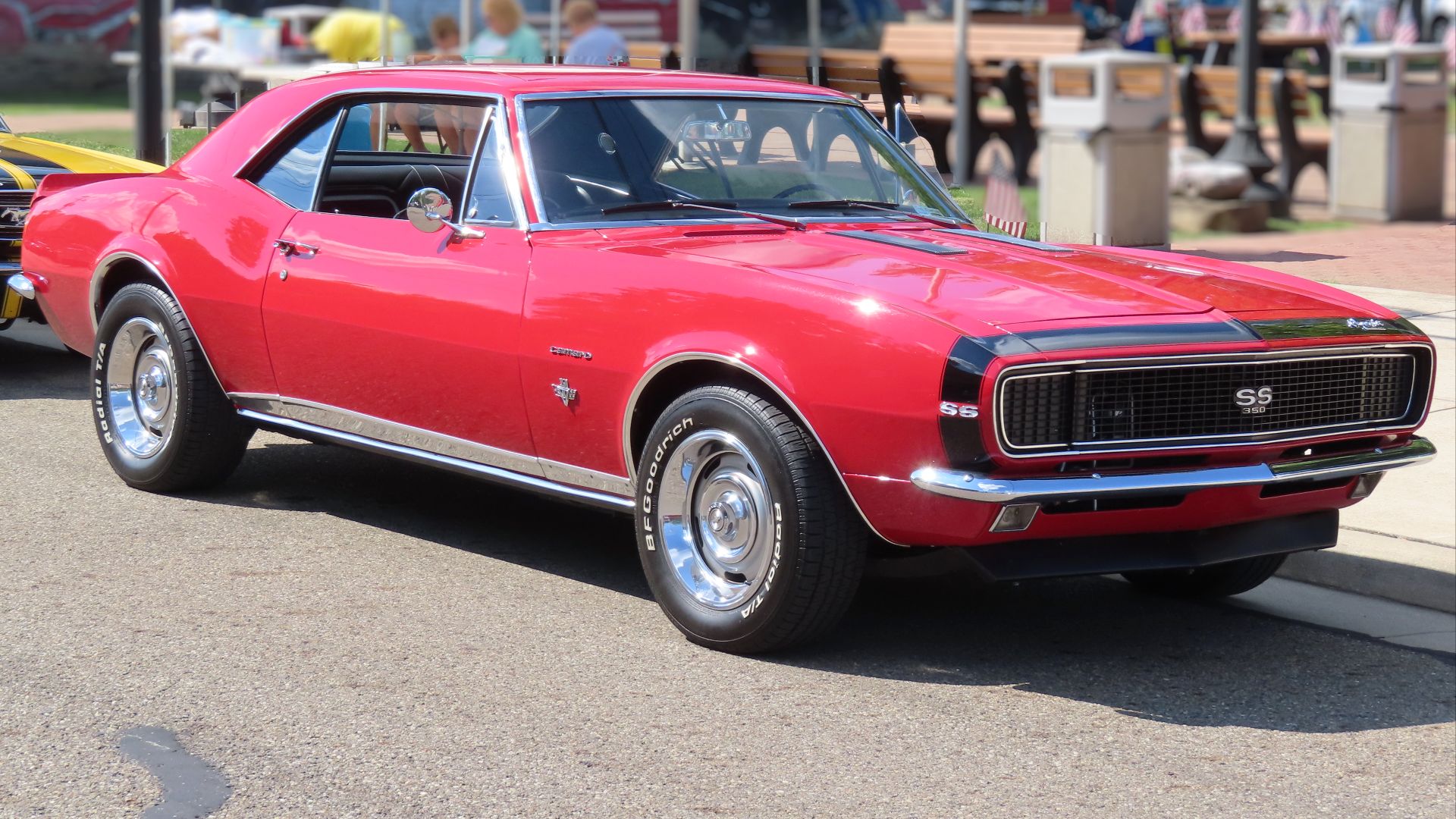 File:1967 Chevrolet Camaro SS 350 Sport Coupe, front right, 06-24-2024.jpg