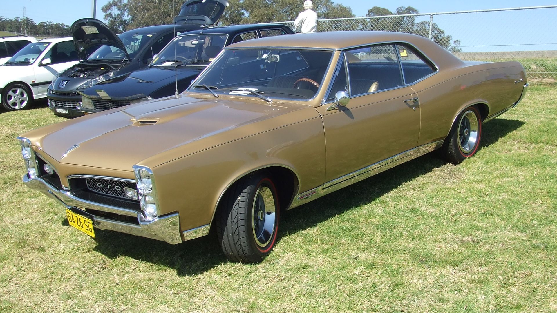 File:Pontiac GTO (15154516145).jpg