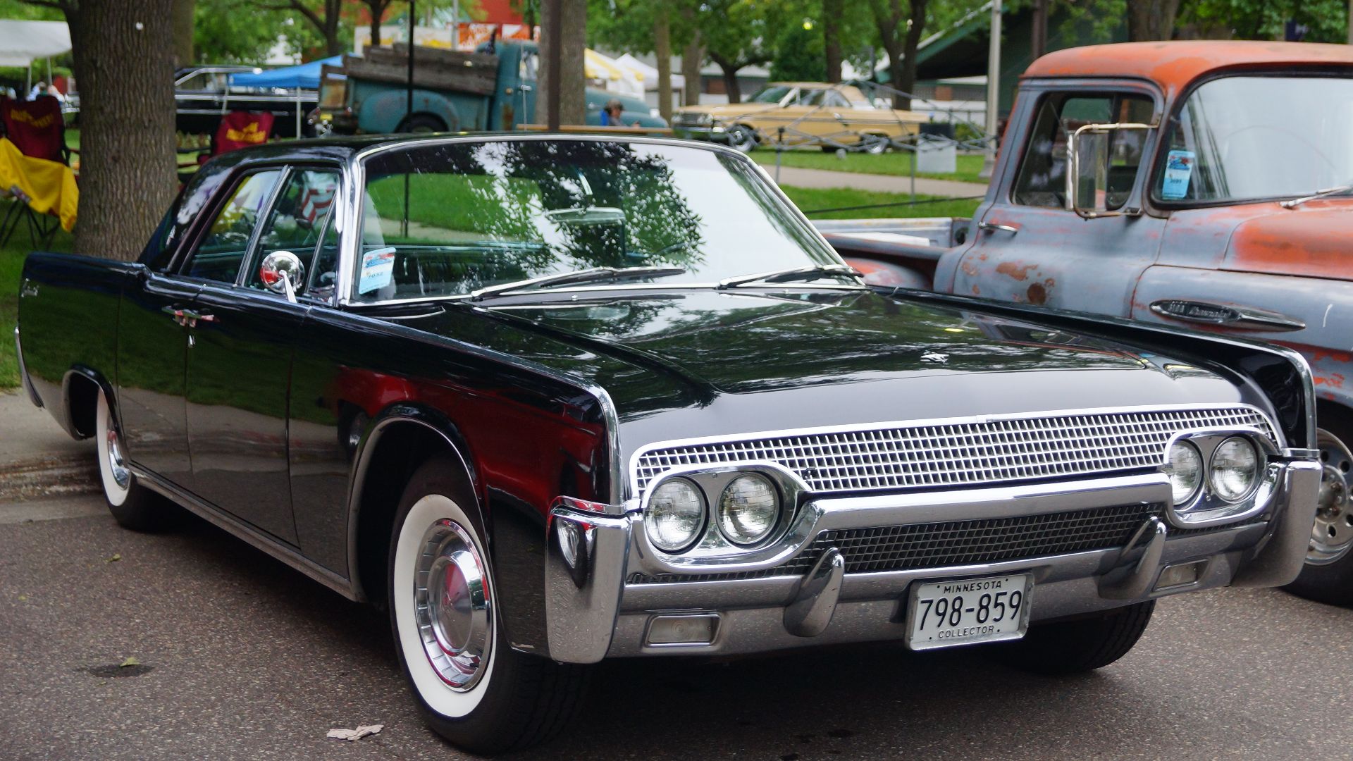 File:1961 Lincoln Continental (35233547890).jpg