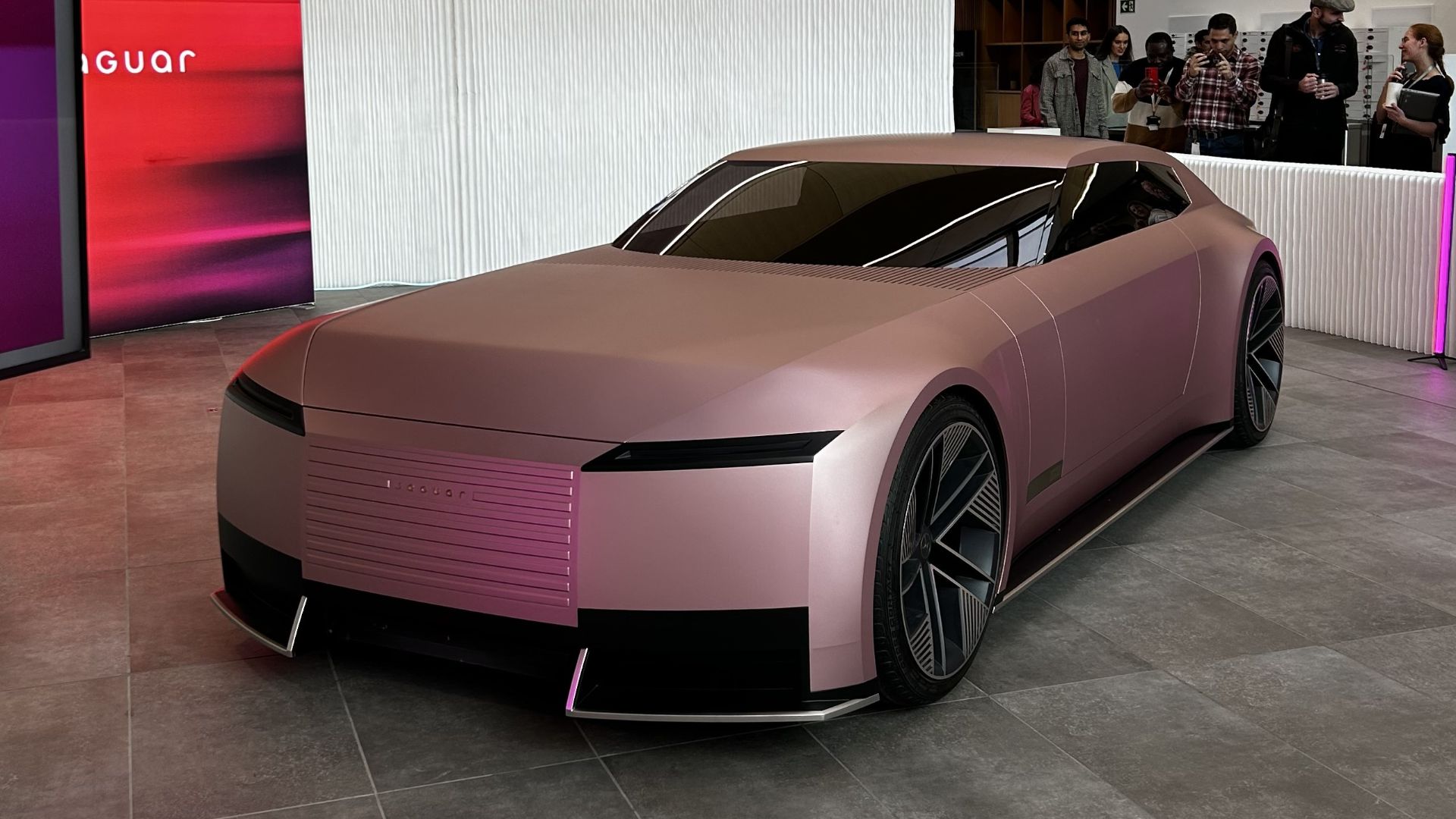 File:Jaguar Type 00 Front.jpg