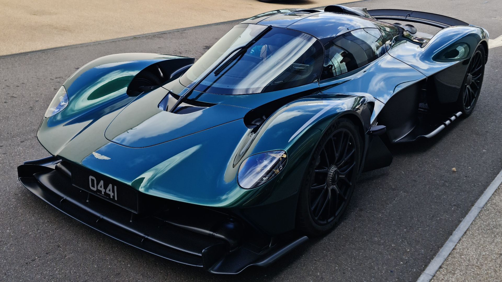 File:2023 Aston Martin Valkyrie 0441.jpg
